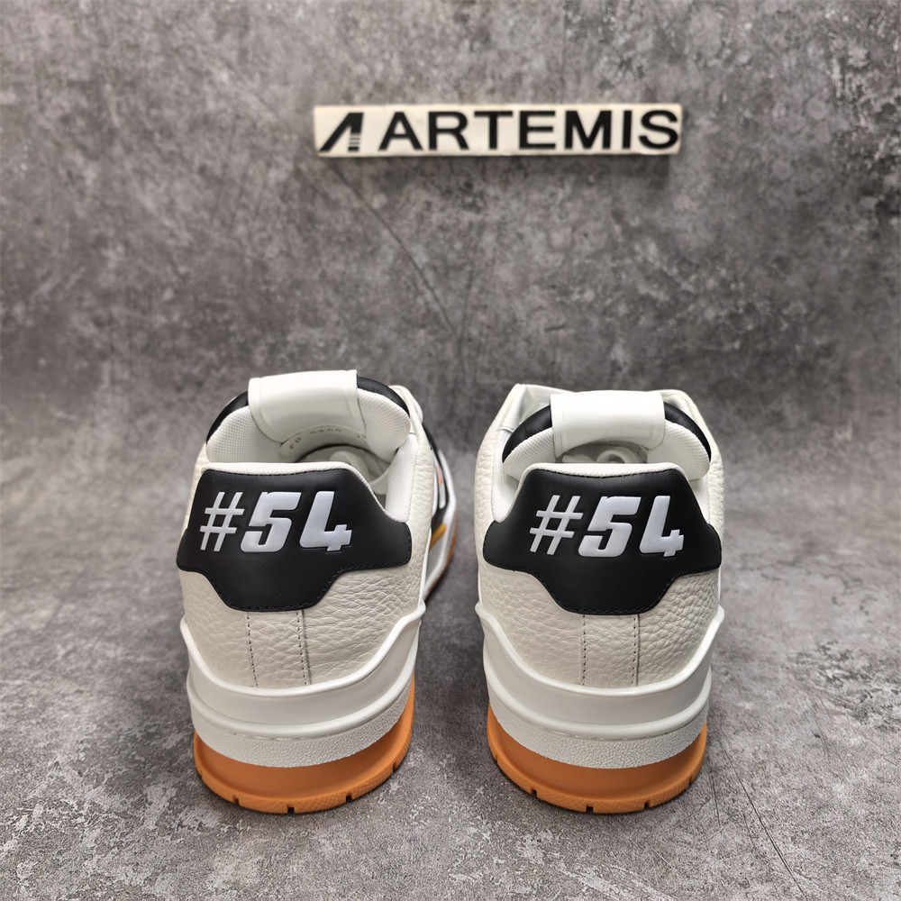 UA LV Trainer Sneaker