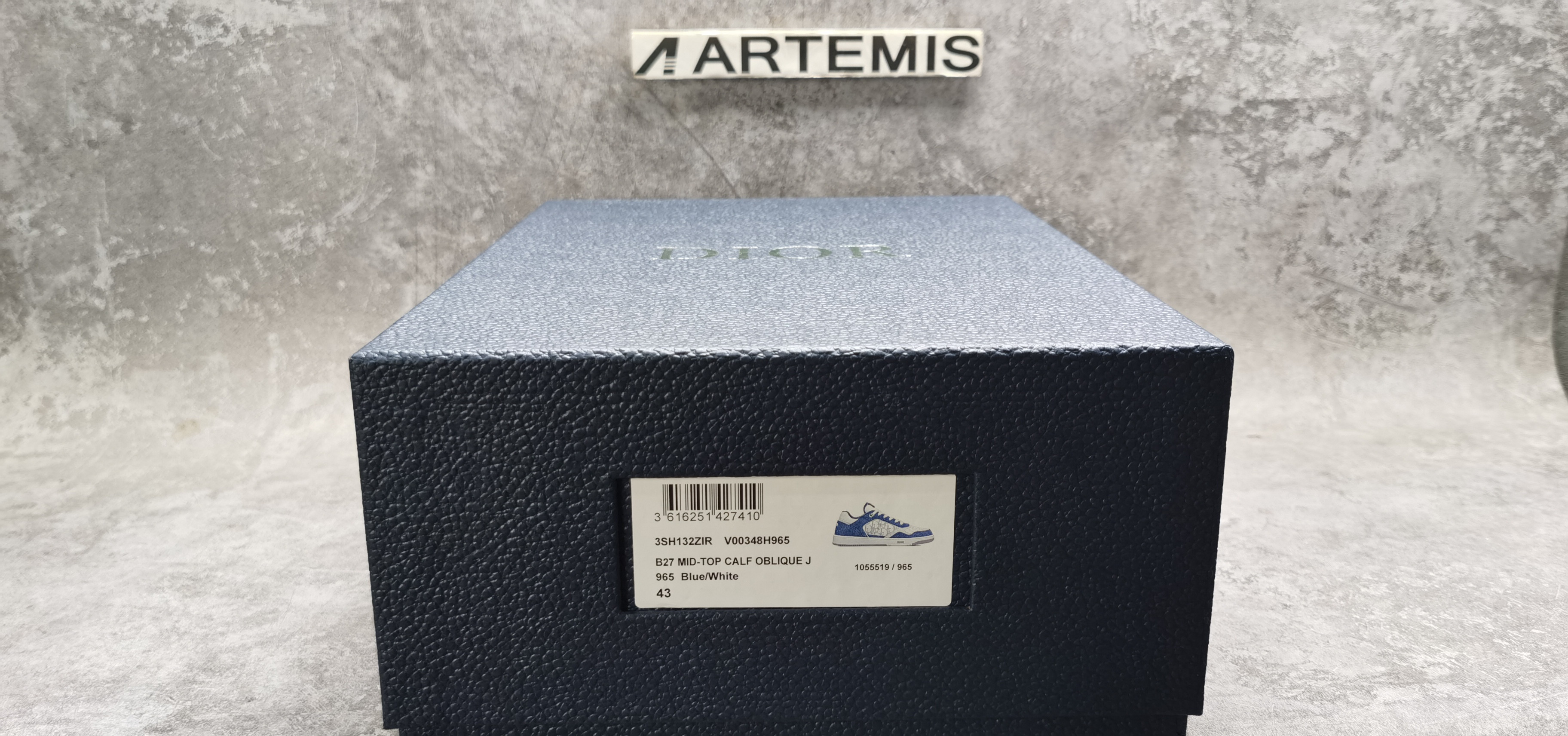 ua D*or b27 sneaker