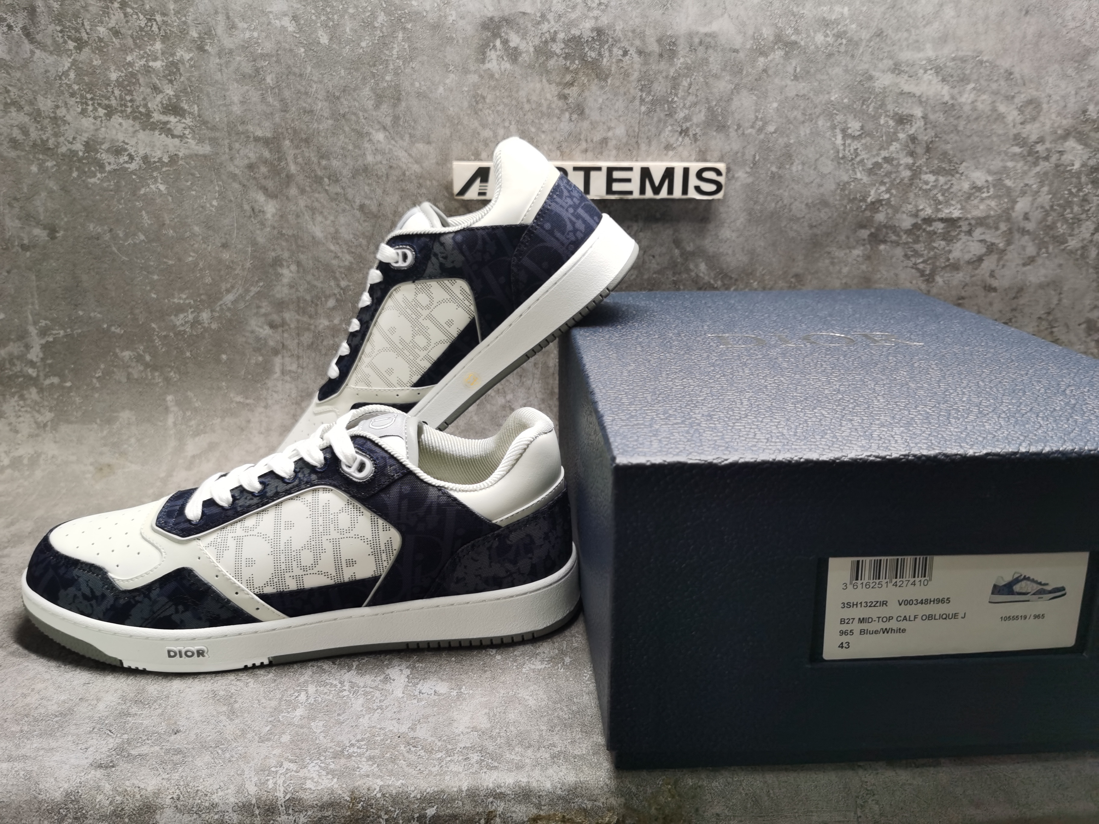 ua D*or b27 sneaker