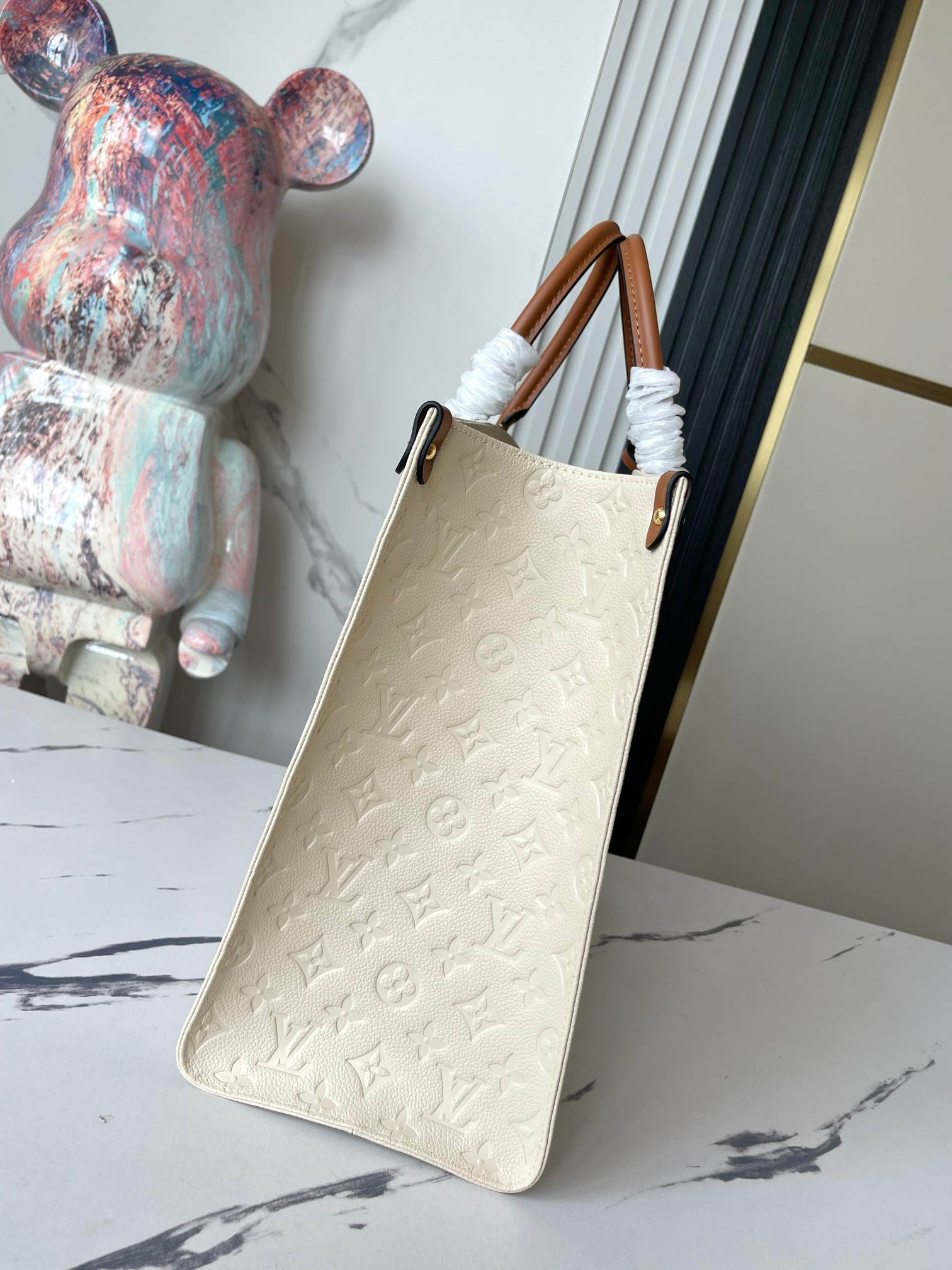 LV OnTheGo GM M45933 16.1 x 13.4 x 7.5inches