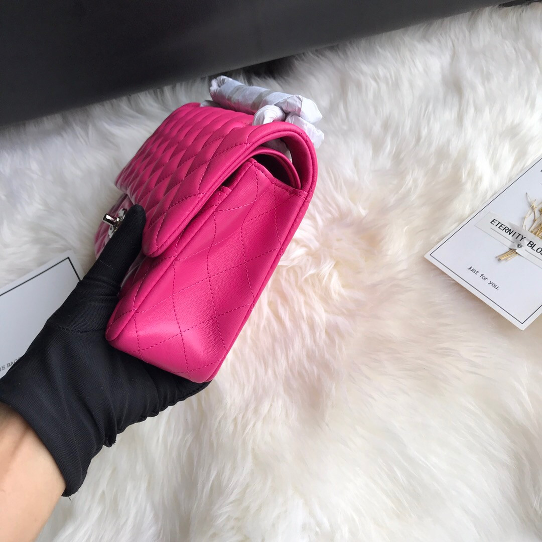 Ch*el classic handbag 15.5 × 25.5 × 6.5 cm