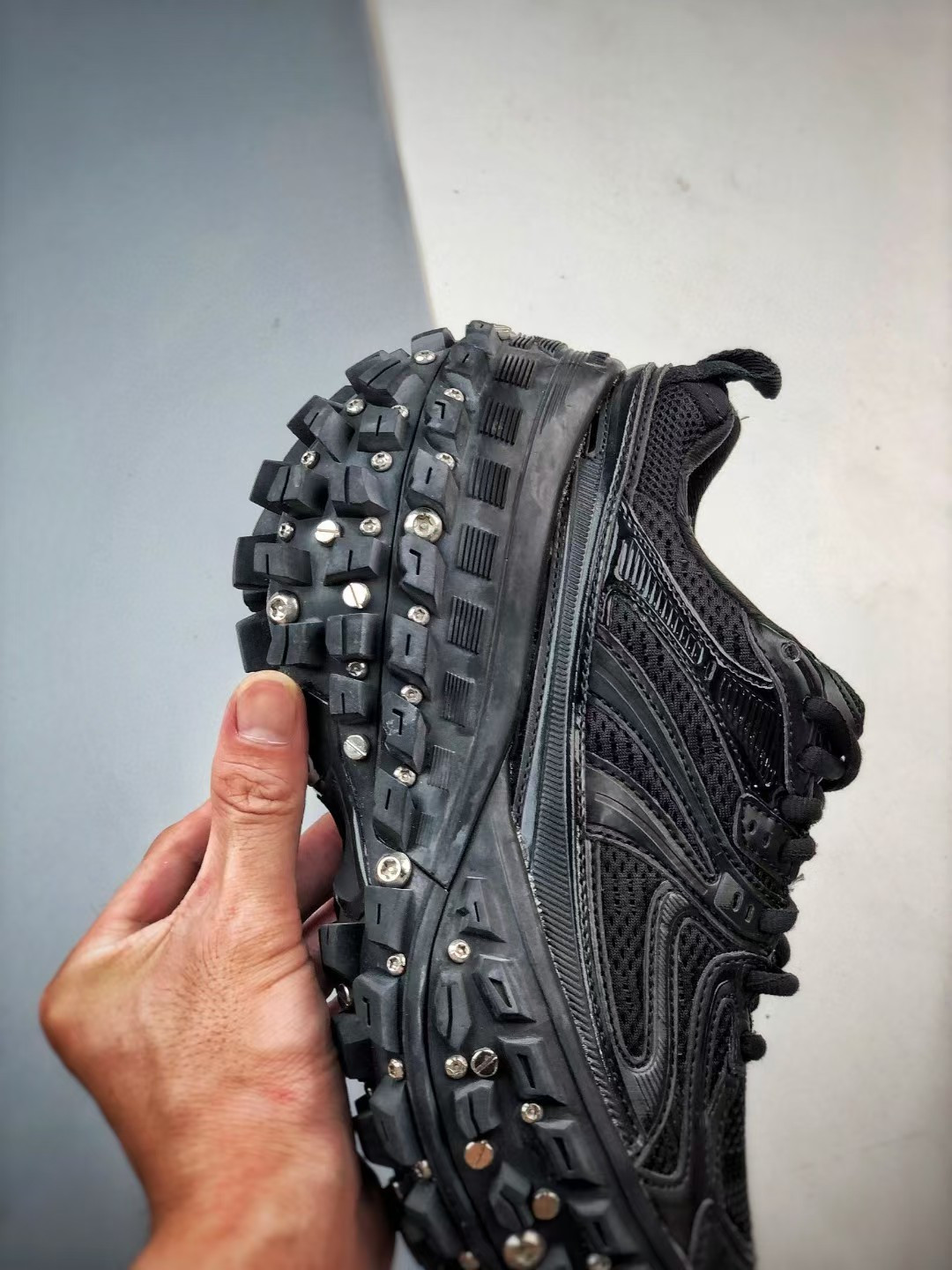 UA Balenciga Bouncer