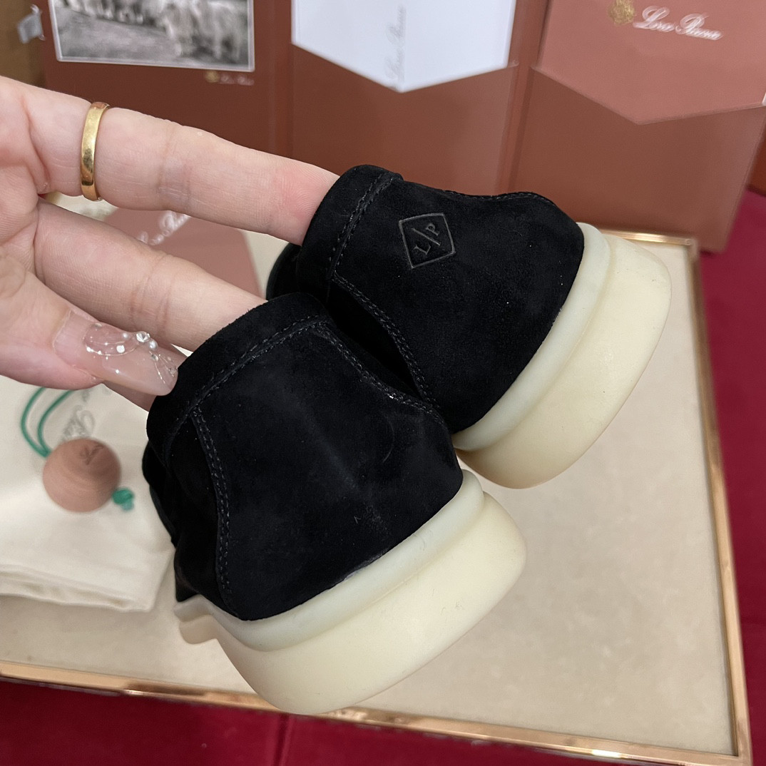 ua L**o p*ana summer charms walk loafers