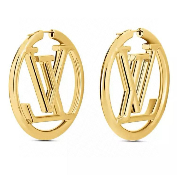l0*is V*t0n earrings