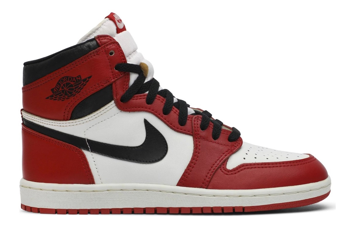 Air Jordan 1 High OG Chicago Lost and Found
