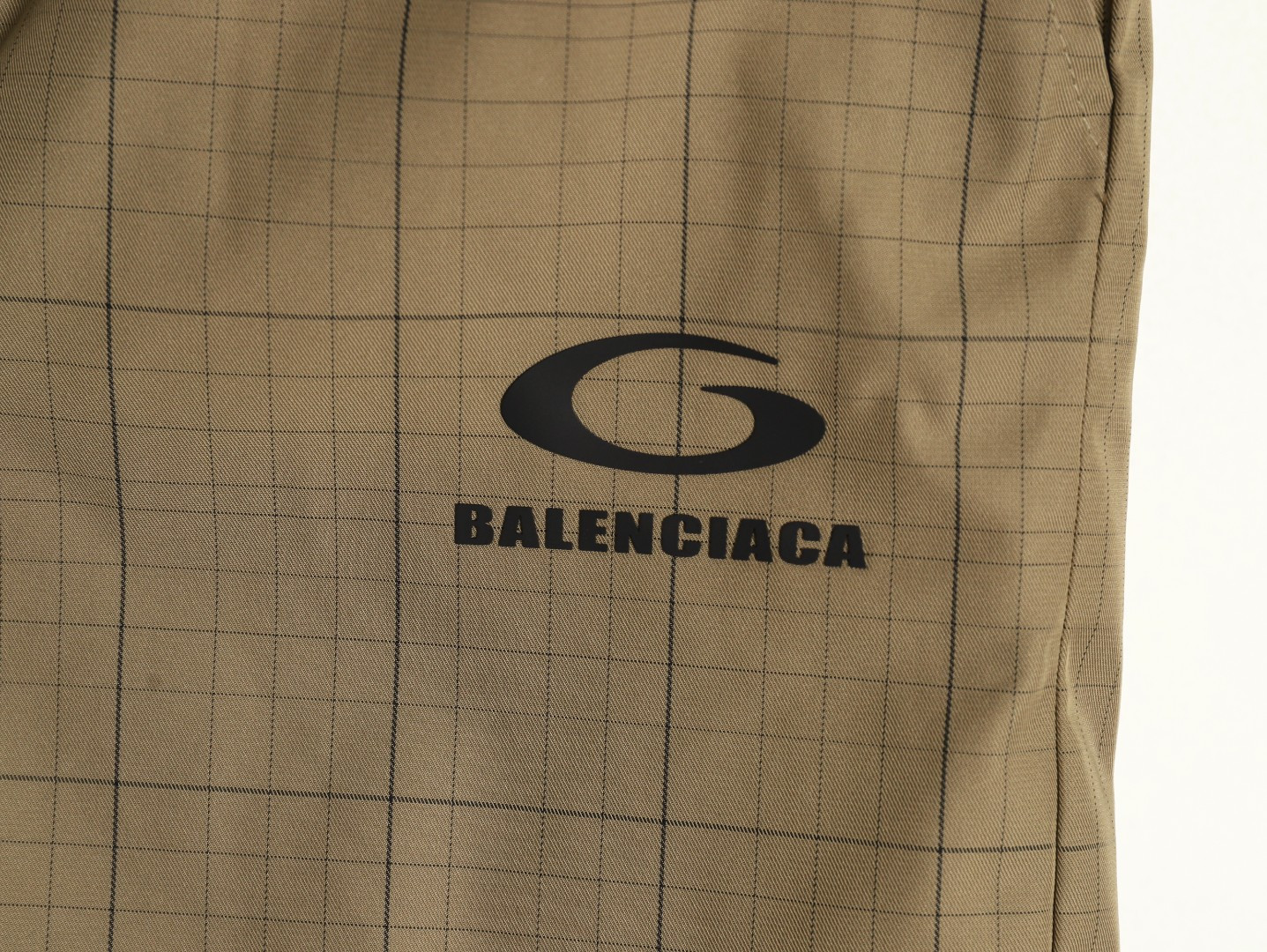 Ba*len*cia*ga shorts