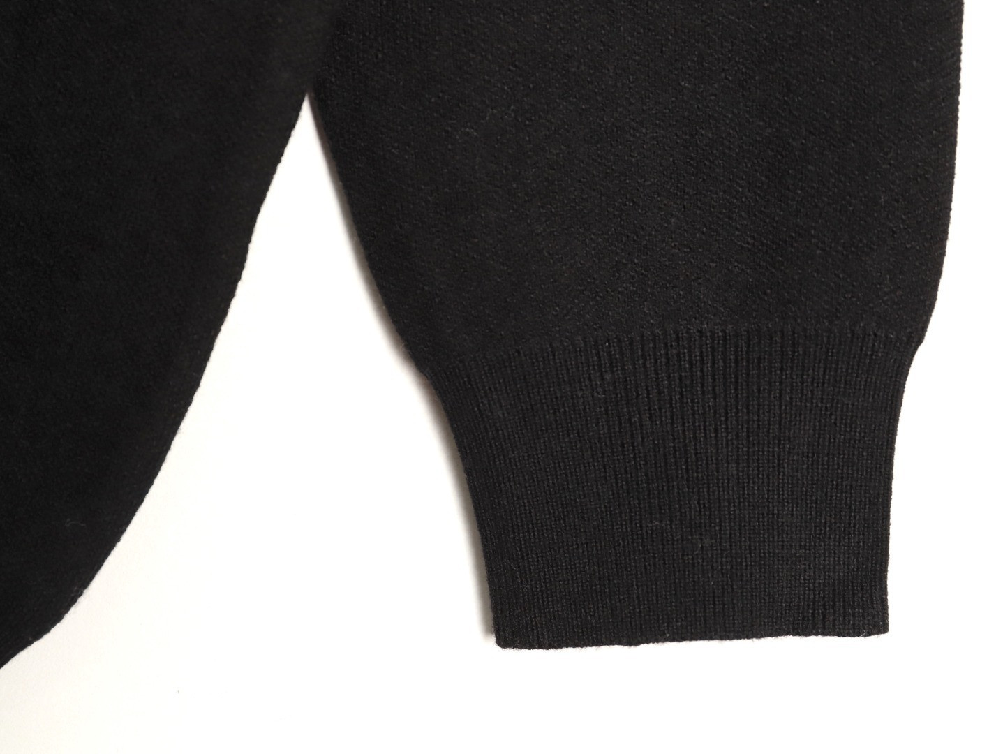 L0ew* 23ss anagram knitting sweaters