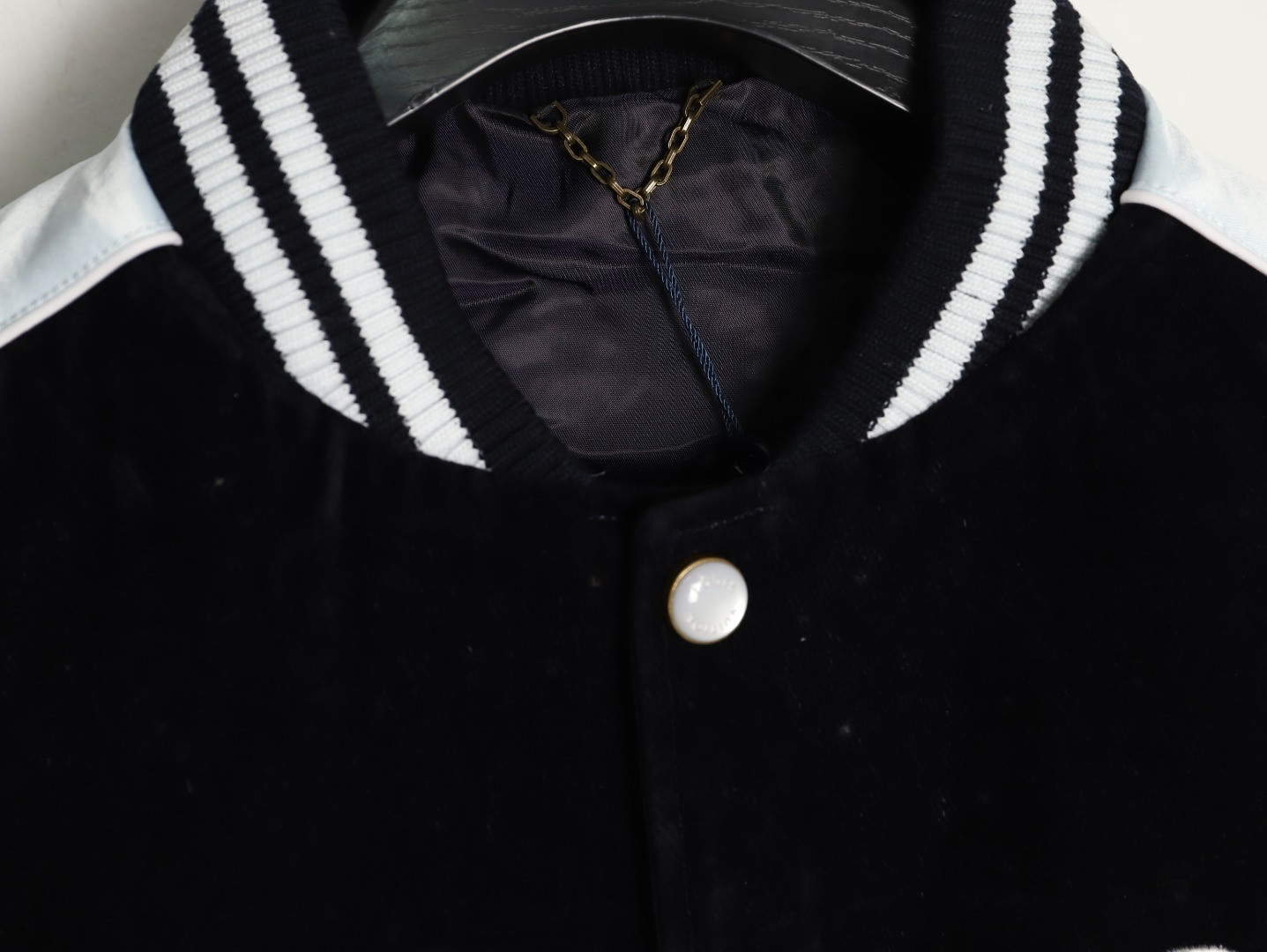 l0*is V*t0n lv 25fw jacket