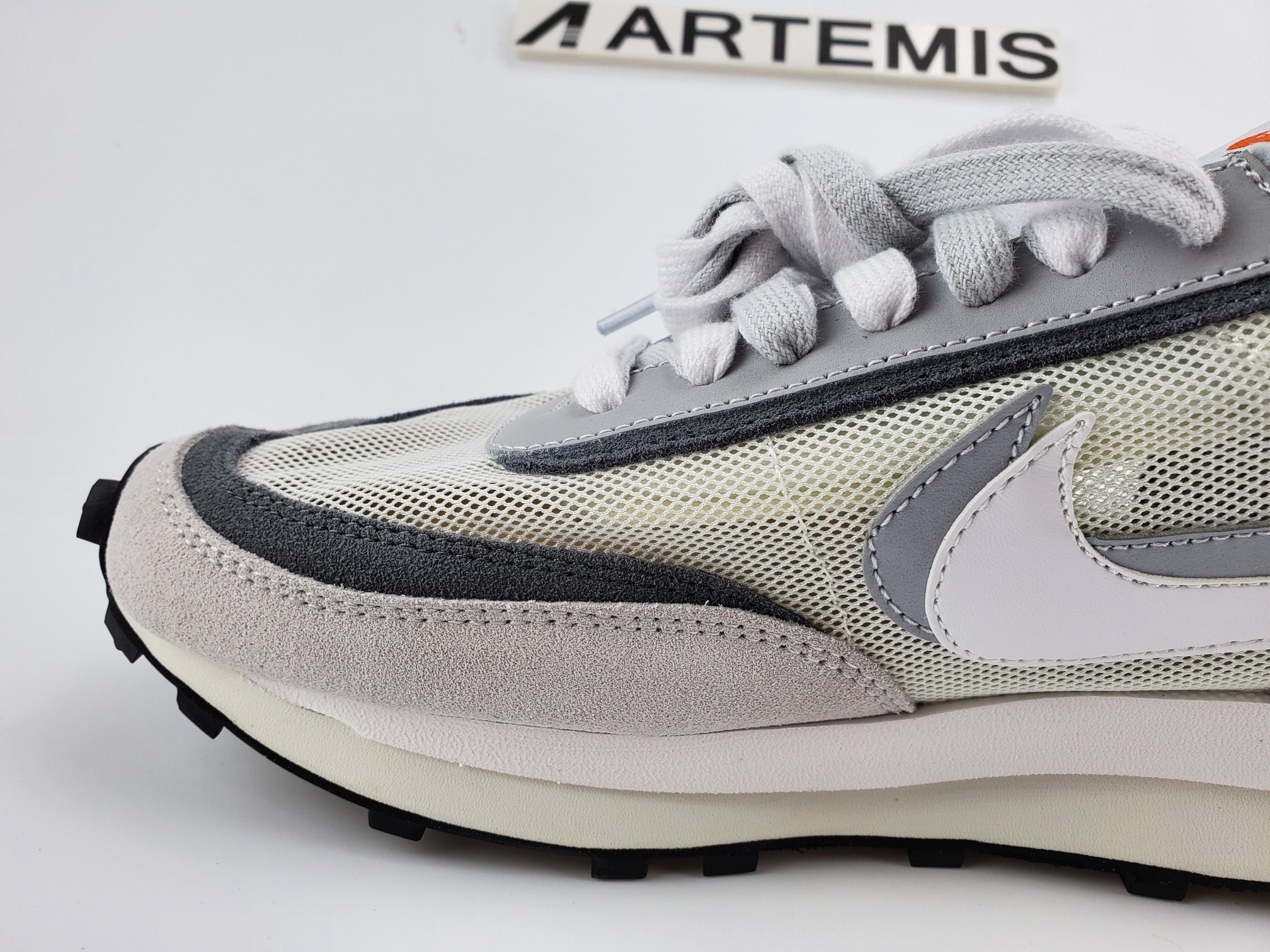 Nike LD Waffle Sacai White Grey