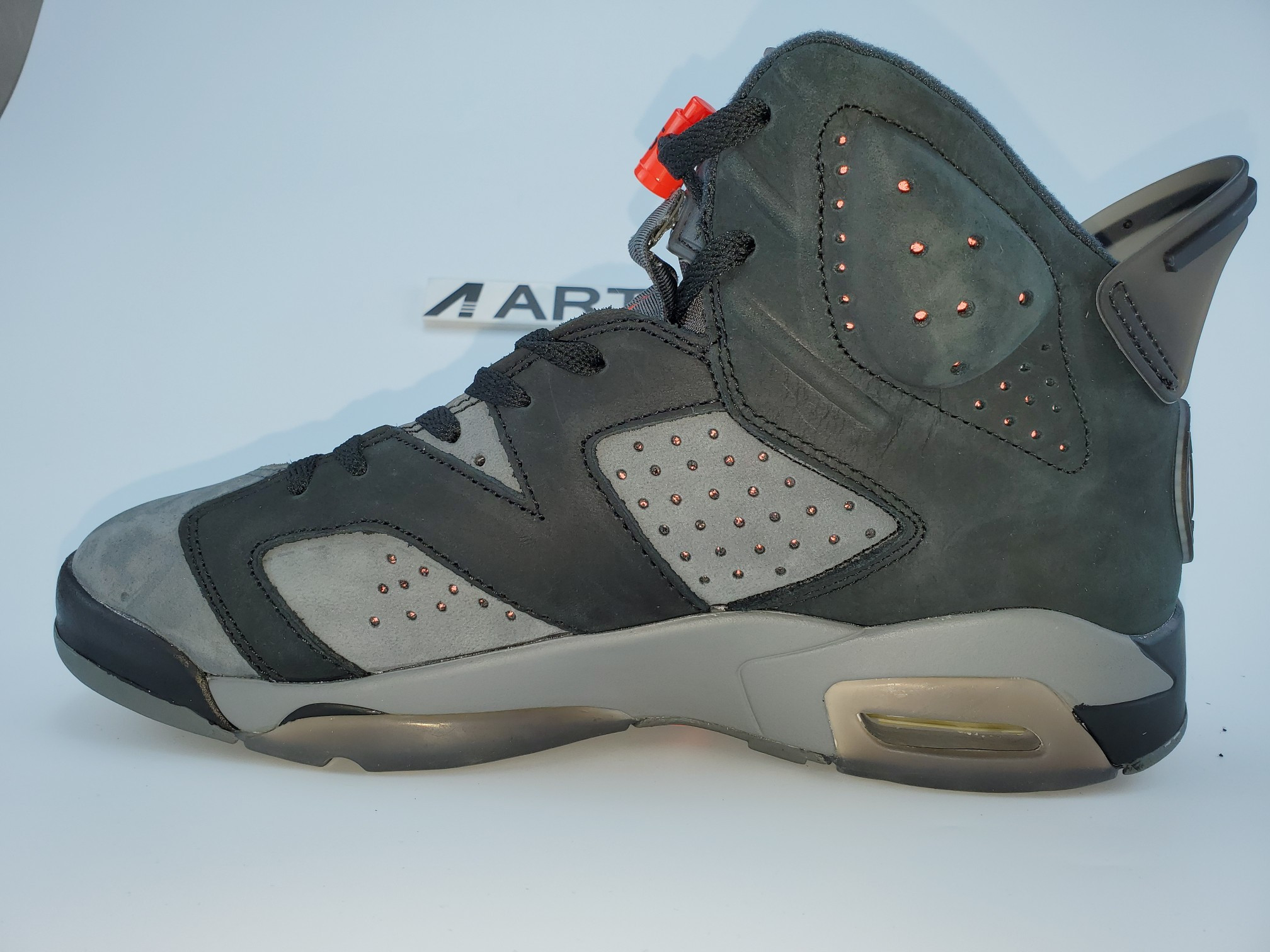 AIR JORDAN 6 “PSG”