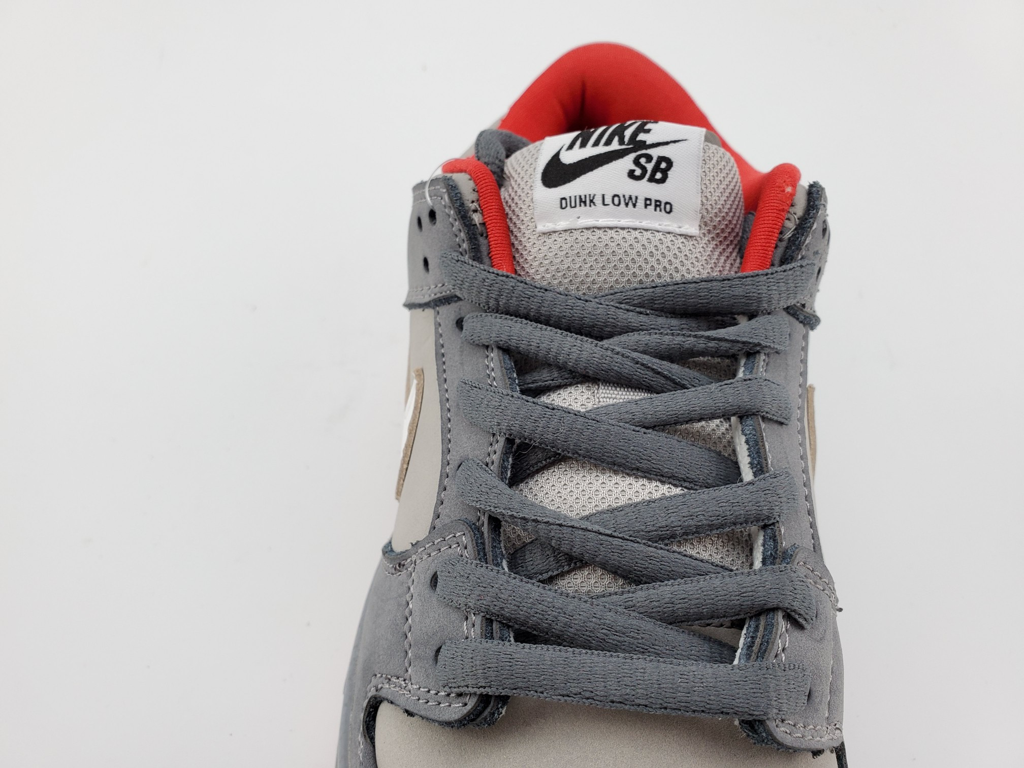Nike Dunk SB Low Staple NYC Pigeon
