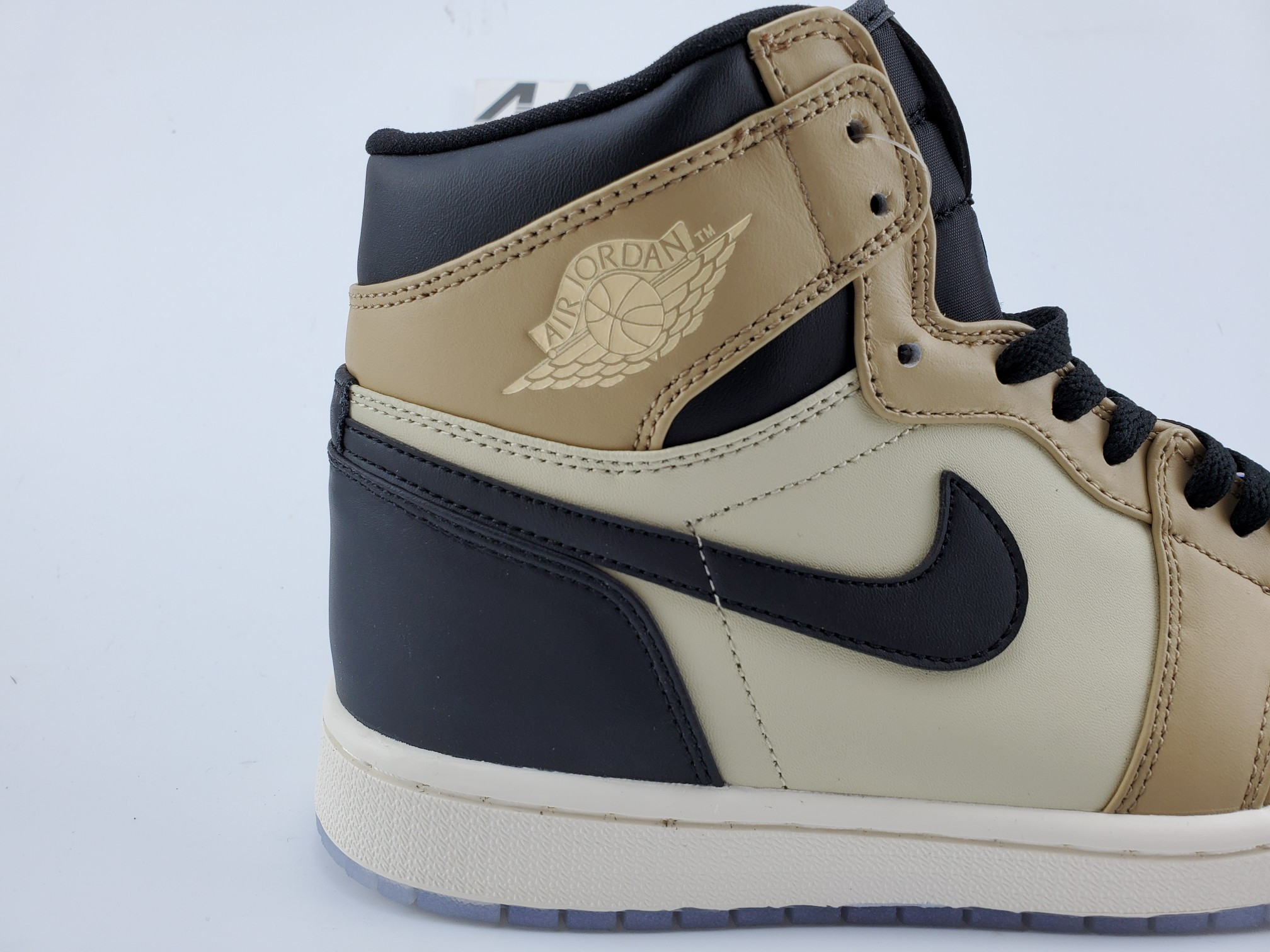 Air Jordan 1 Retro High Black Mushroom