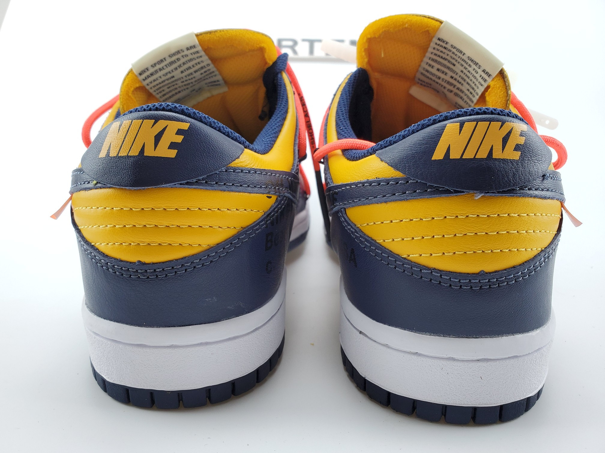 Nike Dunk Low Off-White Michigan