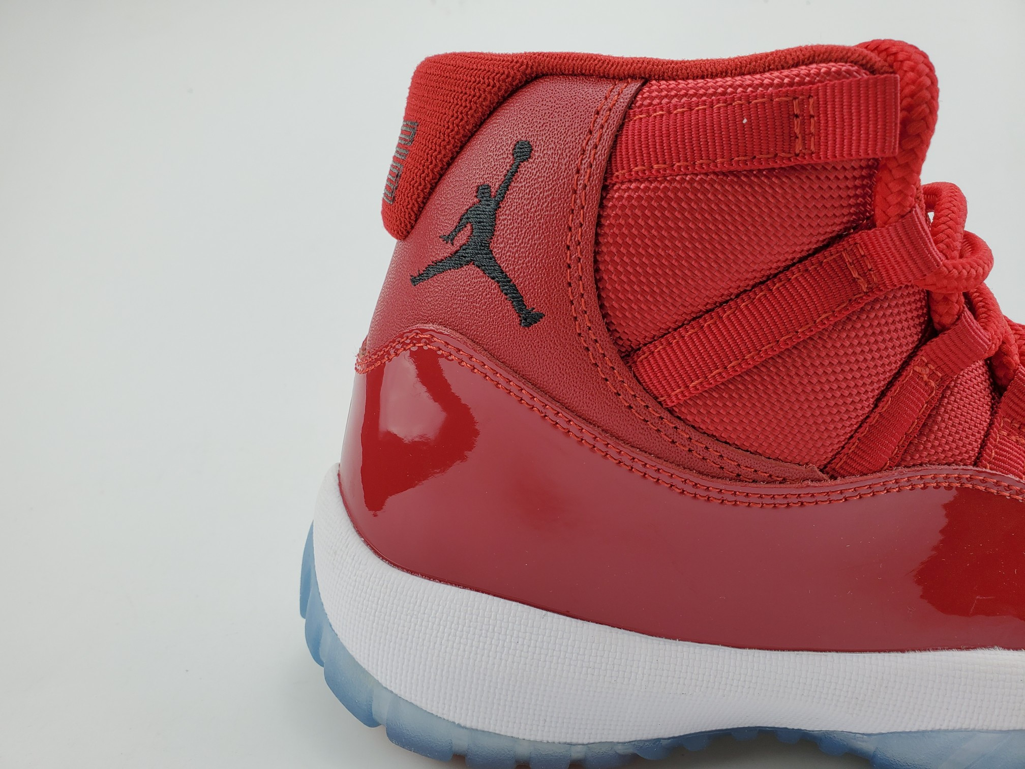 Air Jordan 11 Retro Win Like 96