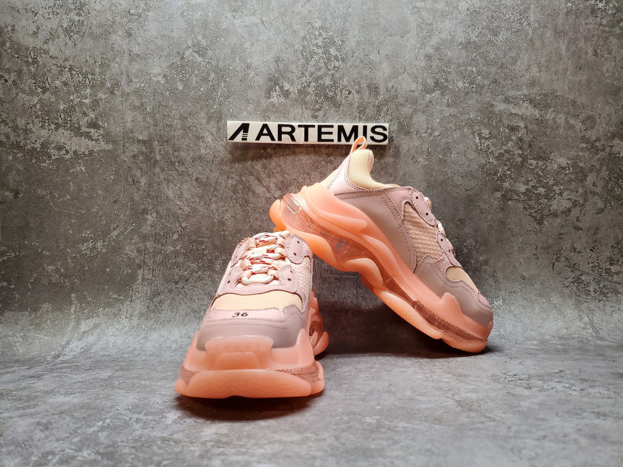 Balenciga Triple S Light Pink