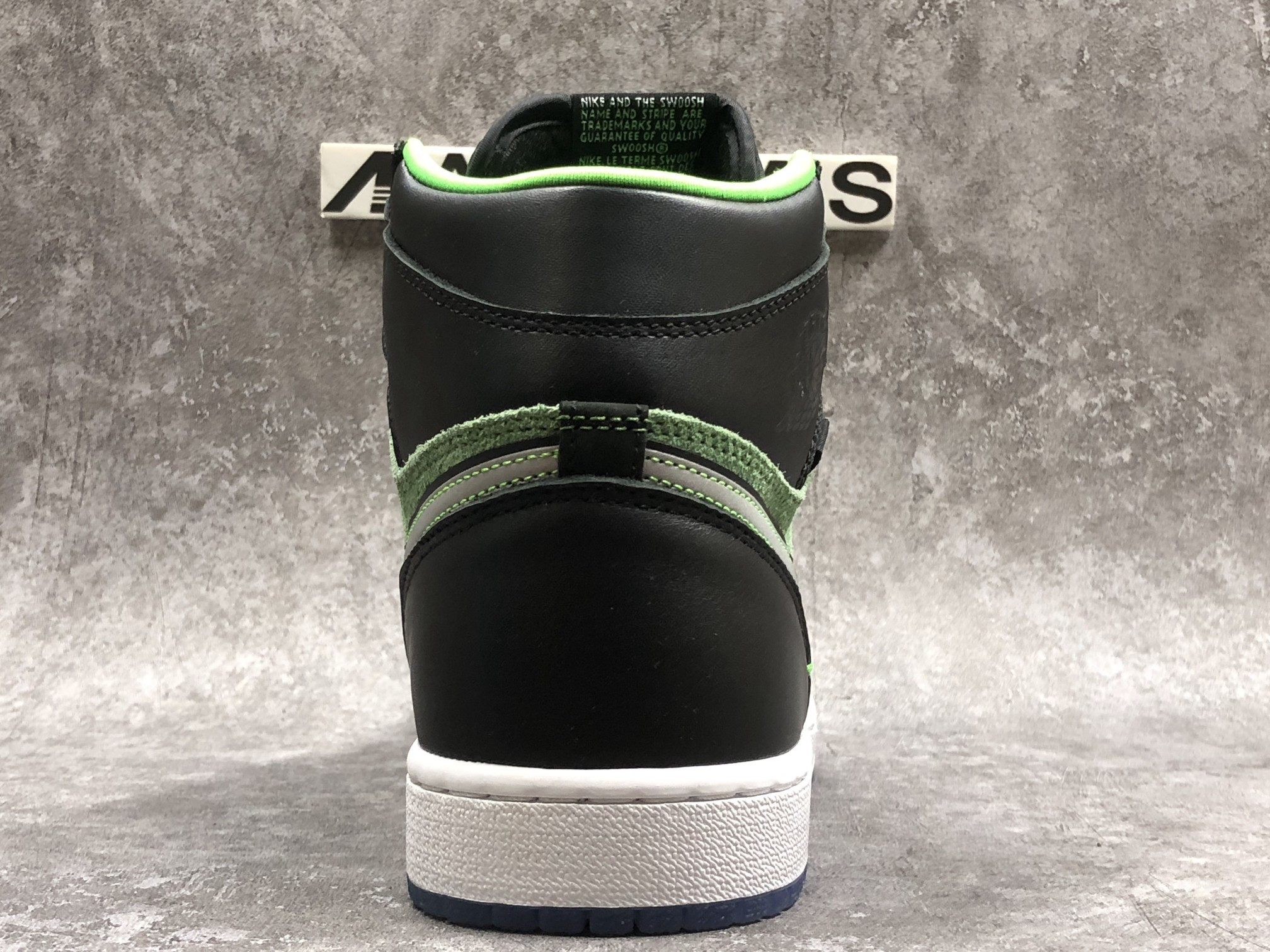 Air Jordan 1 Retro High Zoom Black Green