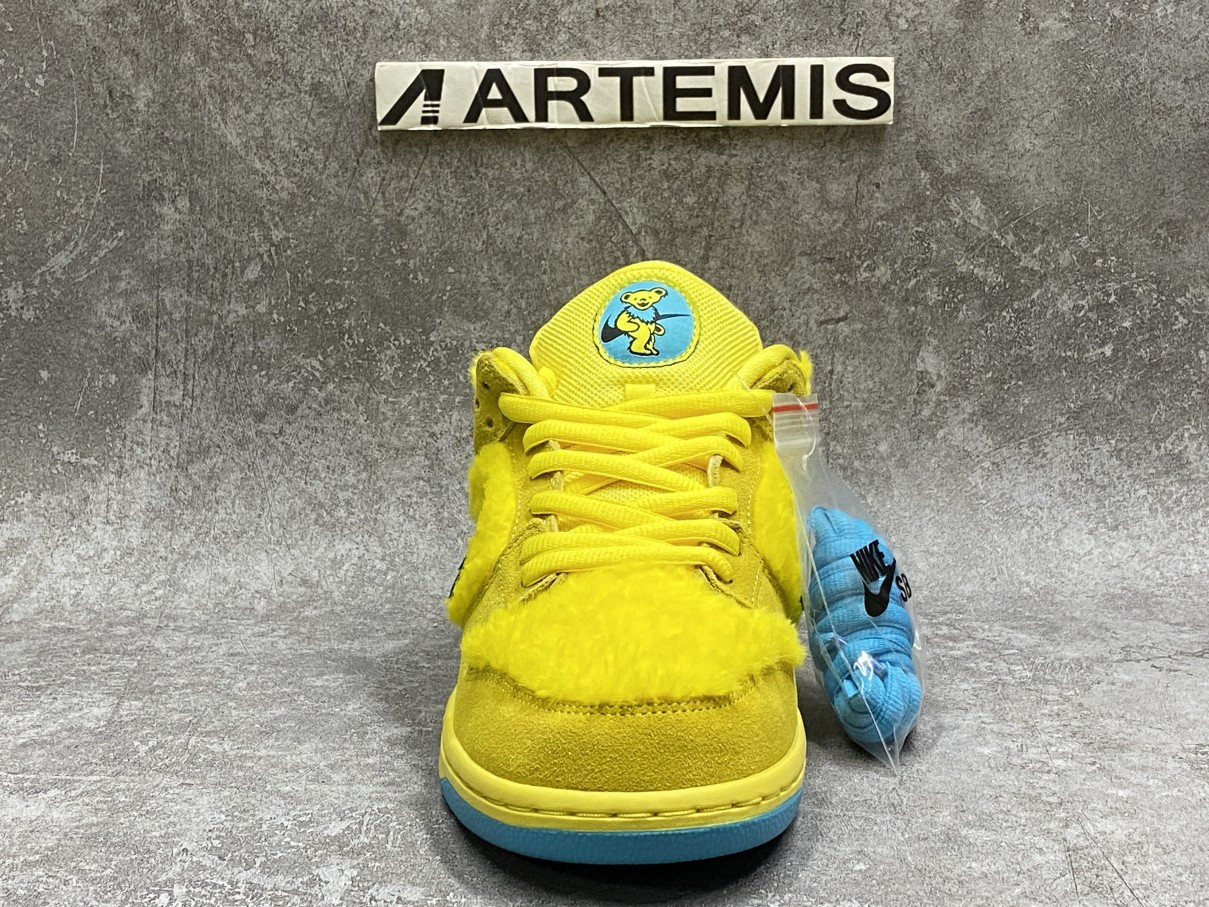 Grateful Dead x Nike SB Dunk Low Yellow Bear