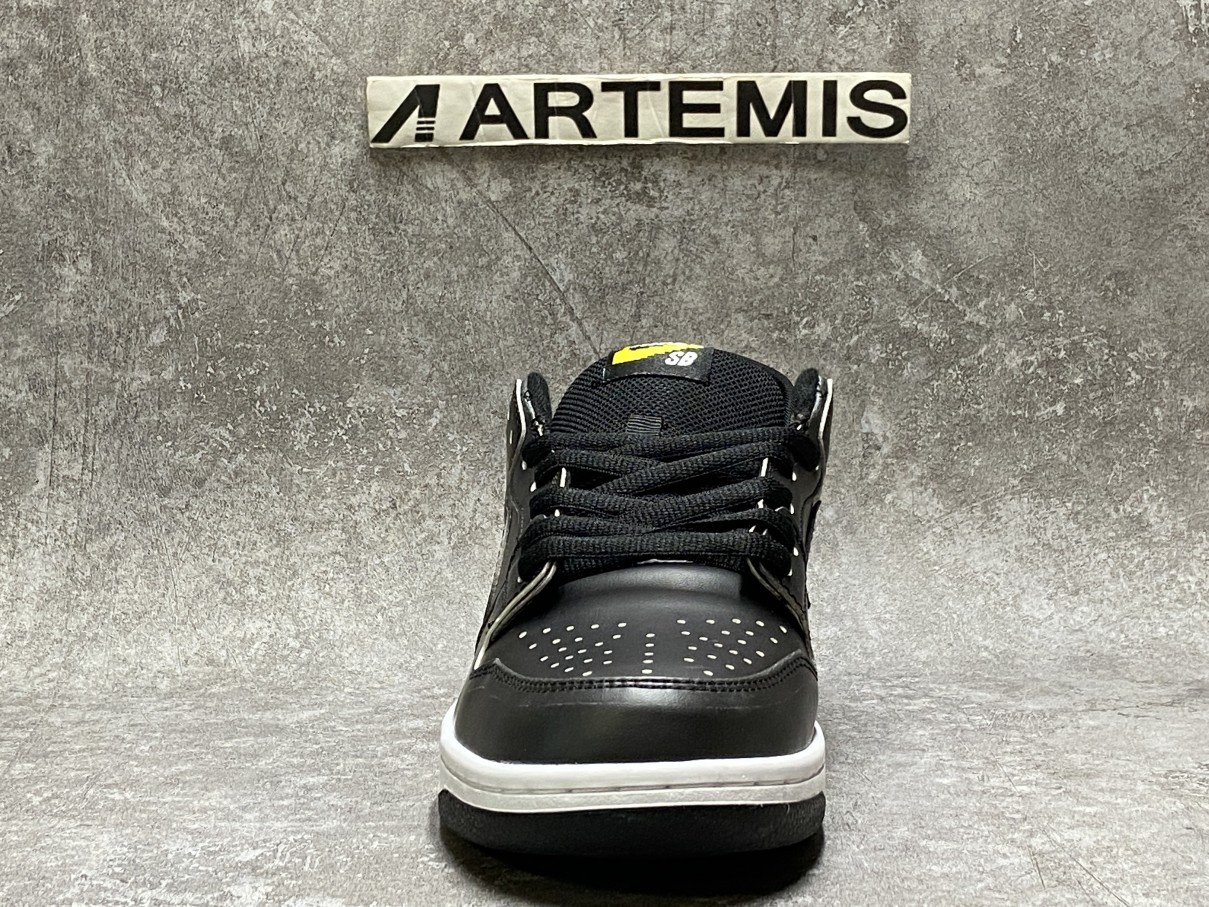 Nike SB Dunk Low x The Civilist
