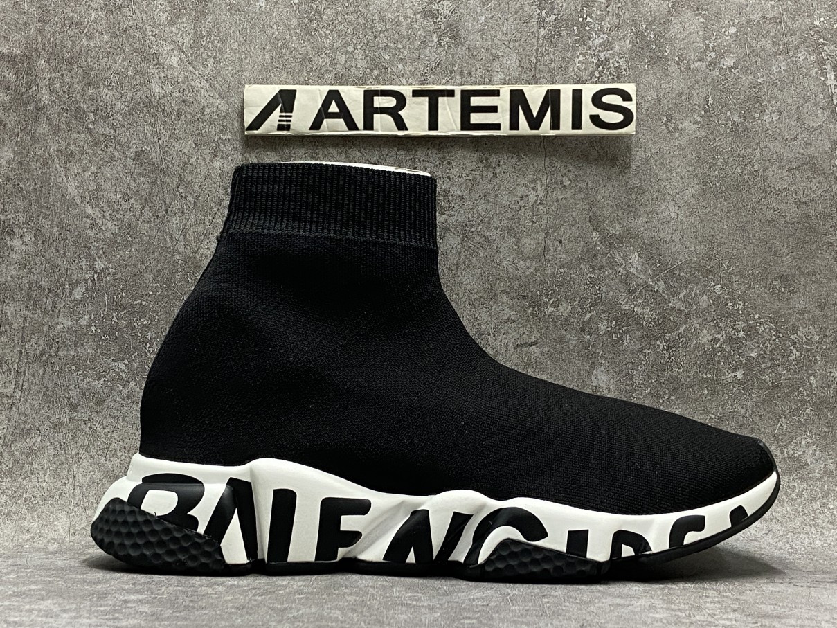 Balenciga Speed Graffiti Trainers White Black Logo