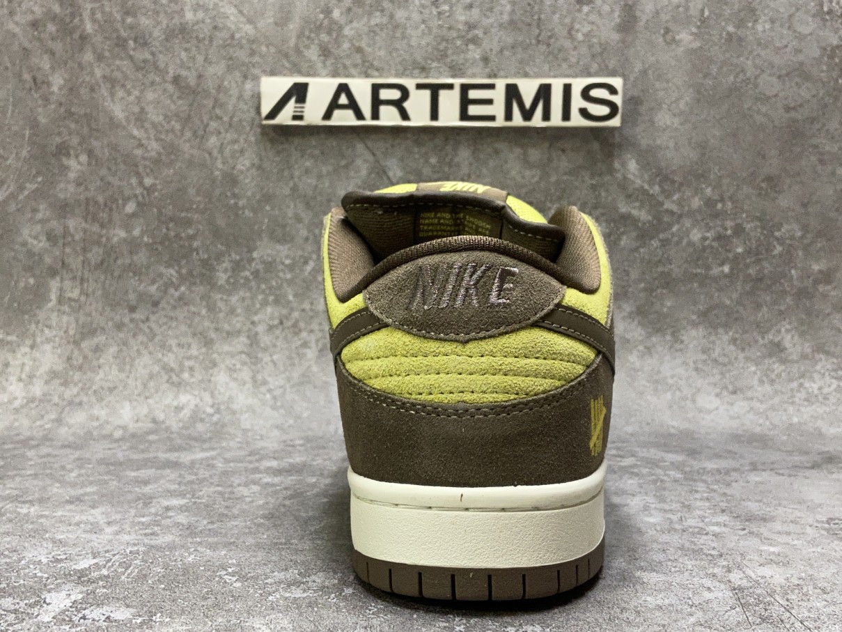 Nike Dunk Low Fluorescent Yellow