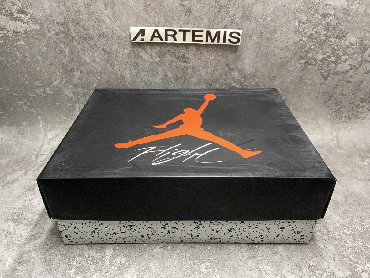 Air Jordan 4 Retro Fire Red