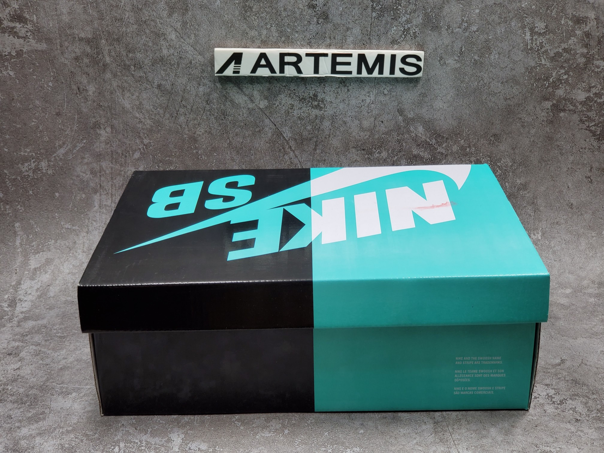 Air Jordan 1 Low SB QS Lance Mountain Desert Ore