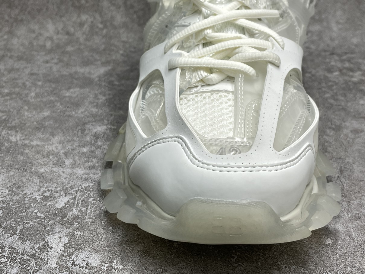 Balenciga Track Clear Sole in White