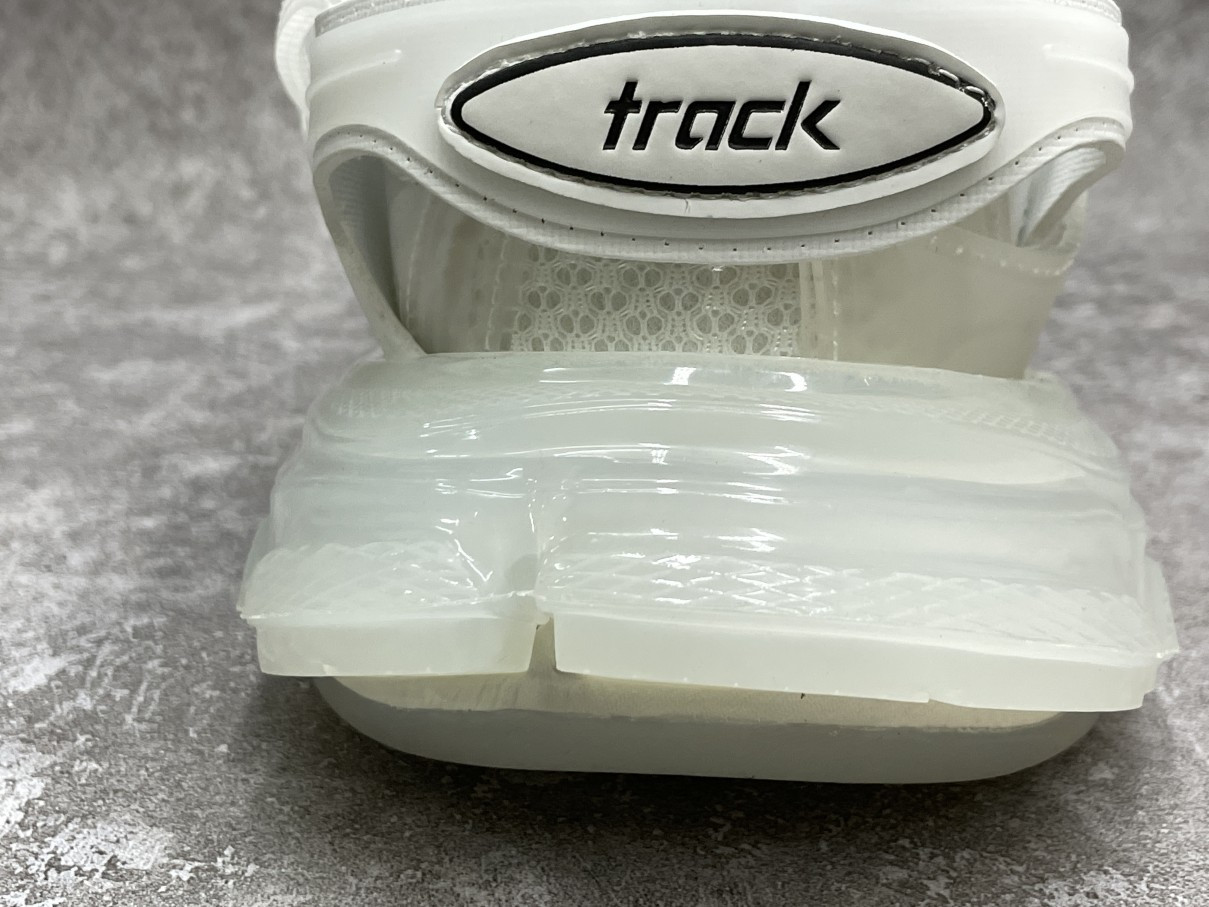 Balenciga Track Clear Sole in White