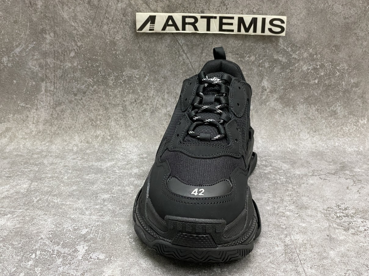 Balenciga Triple S Triple Black