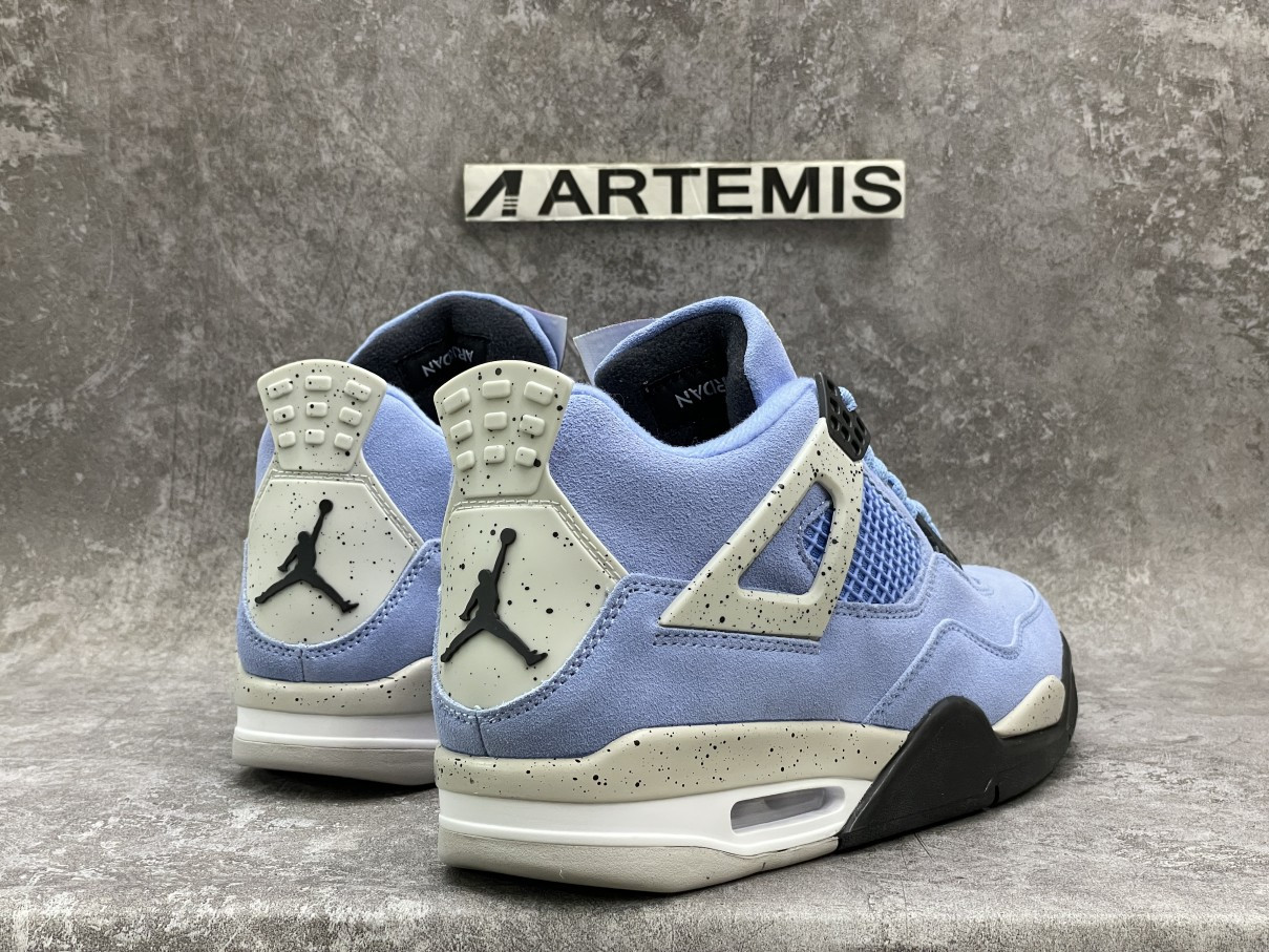 Air Jordan 4 Retro University Blue