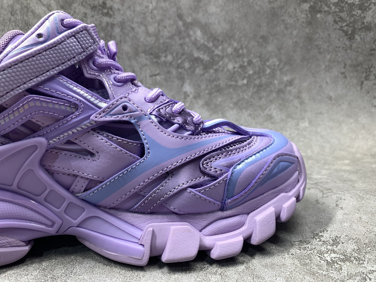 Balenciga Track 2.0 Sneaker in Lilac