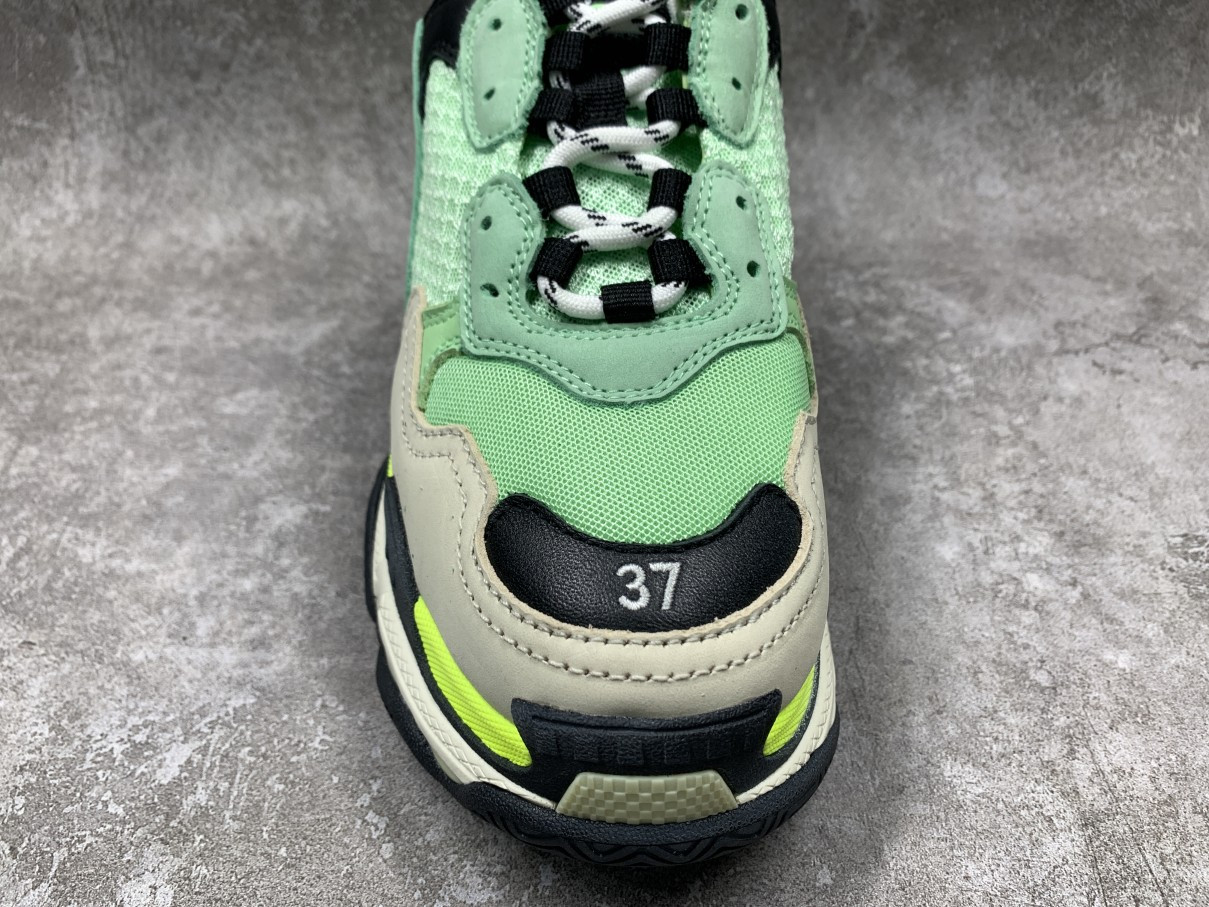 Balenciga Triple S Sneaker Very Fluo