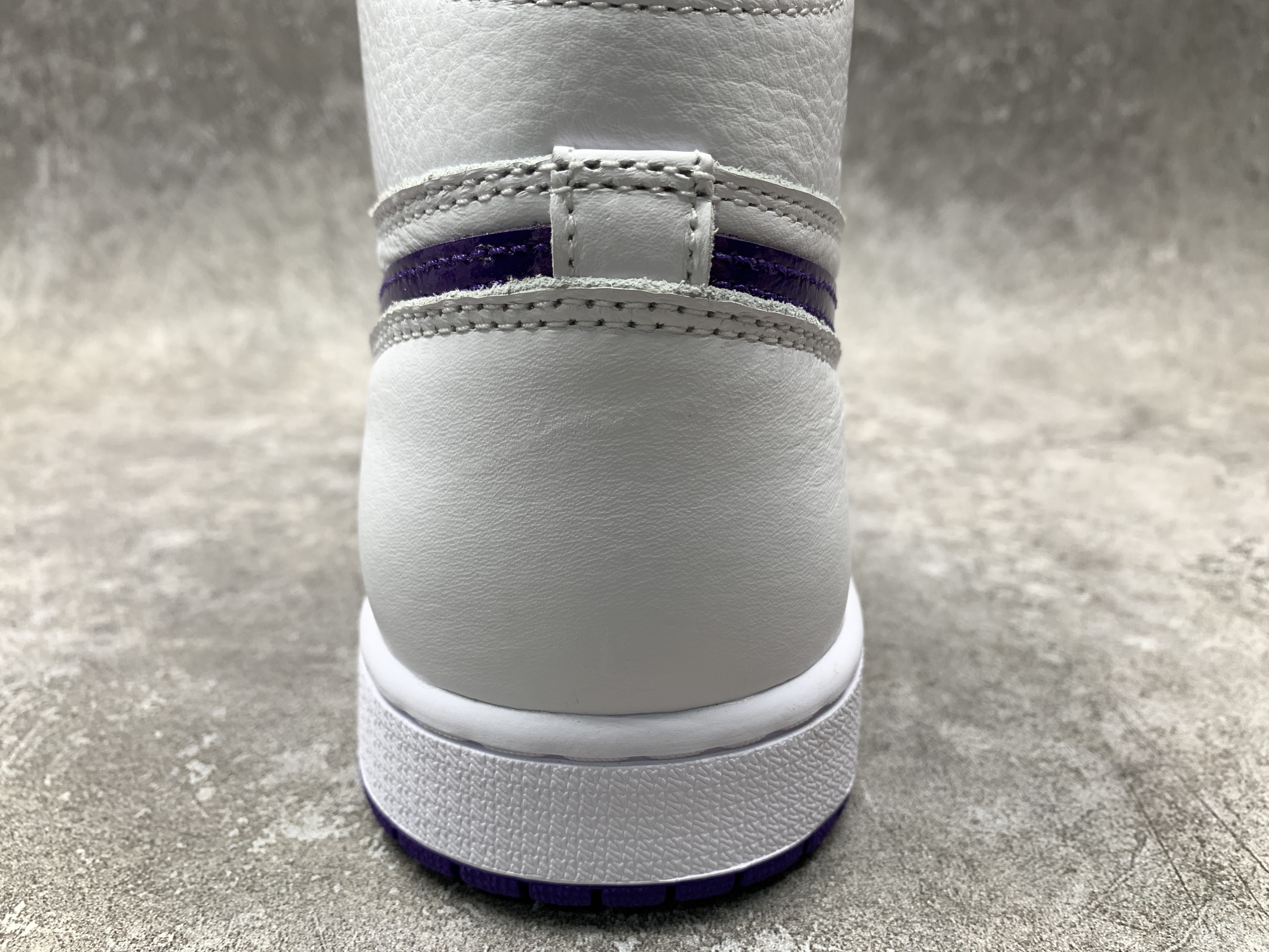 Air Jordan 1 Retro High White/Court Purple