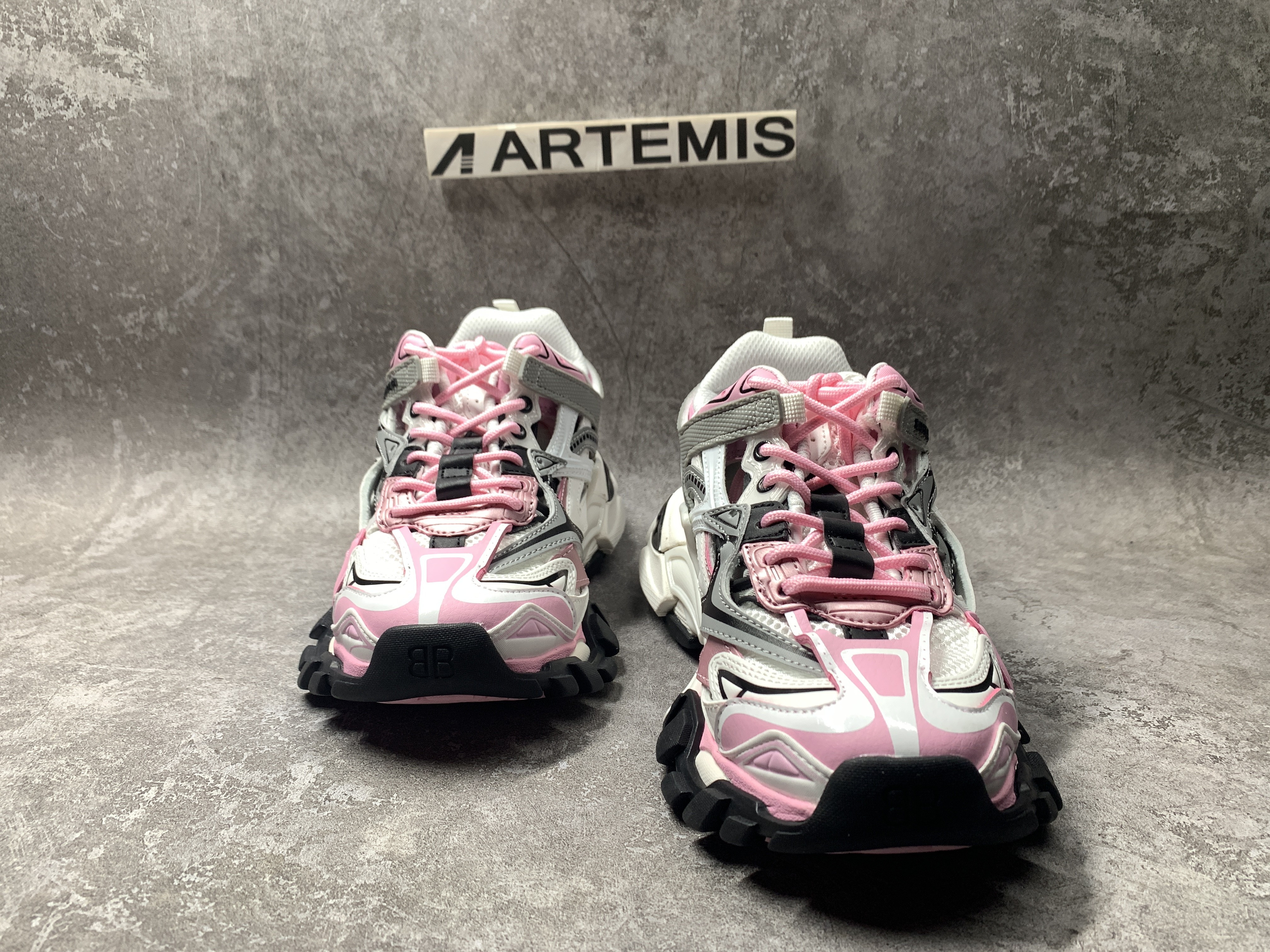 Balenciga Wmns Track.2 Sneaker Pink