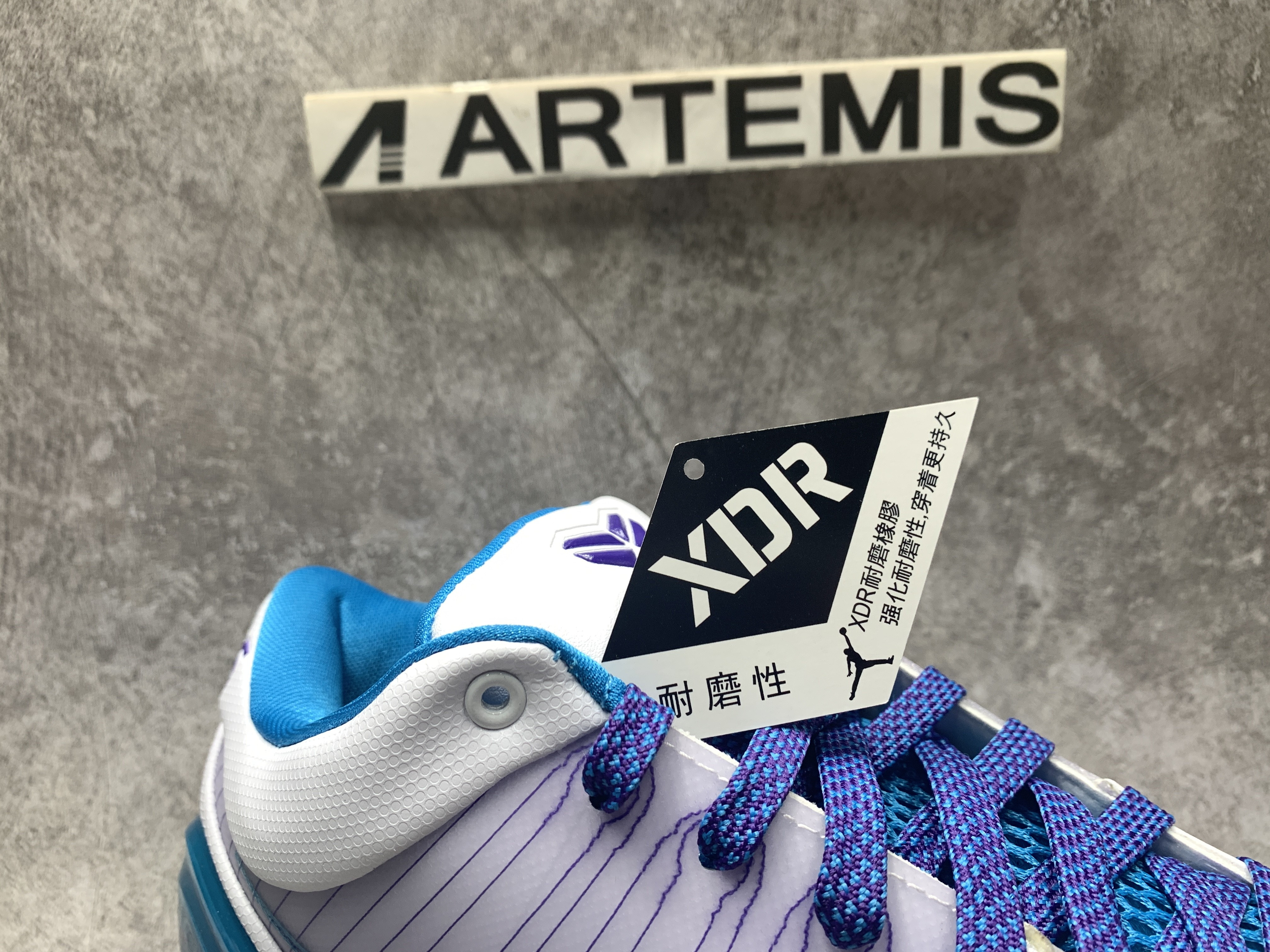 Nike Kobe 4 Protro Draft Day Hornets