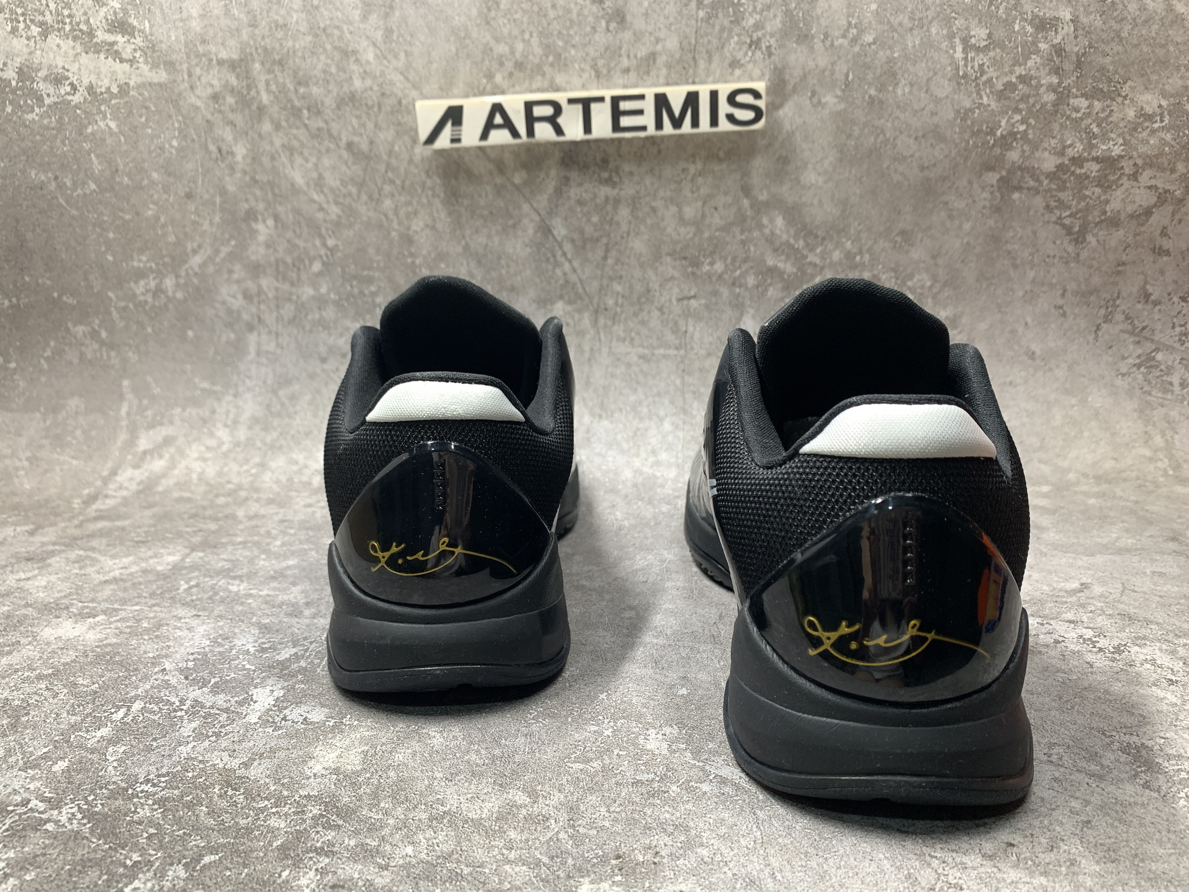 Nike Kobe 5 Blackout