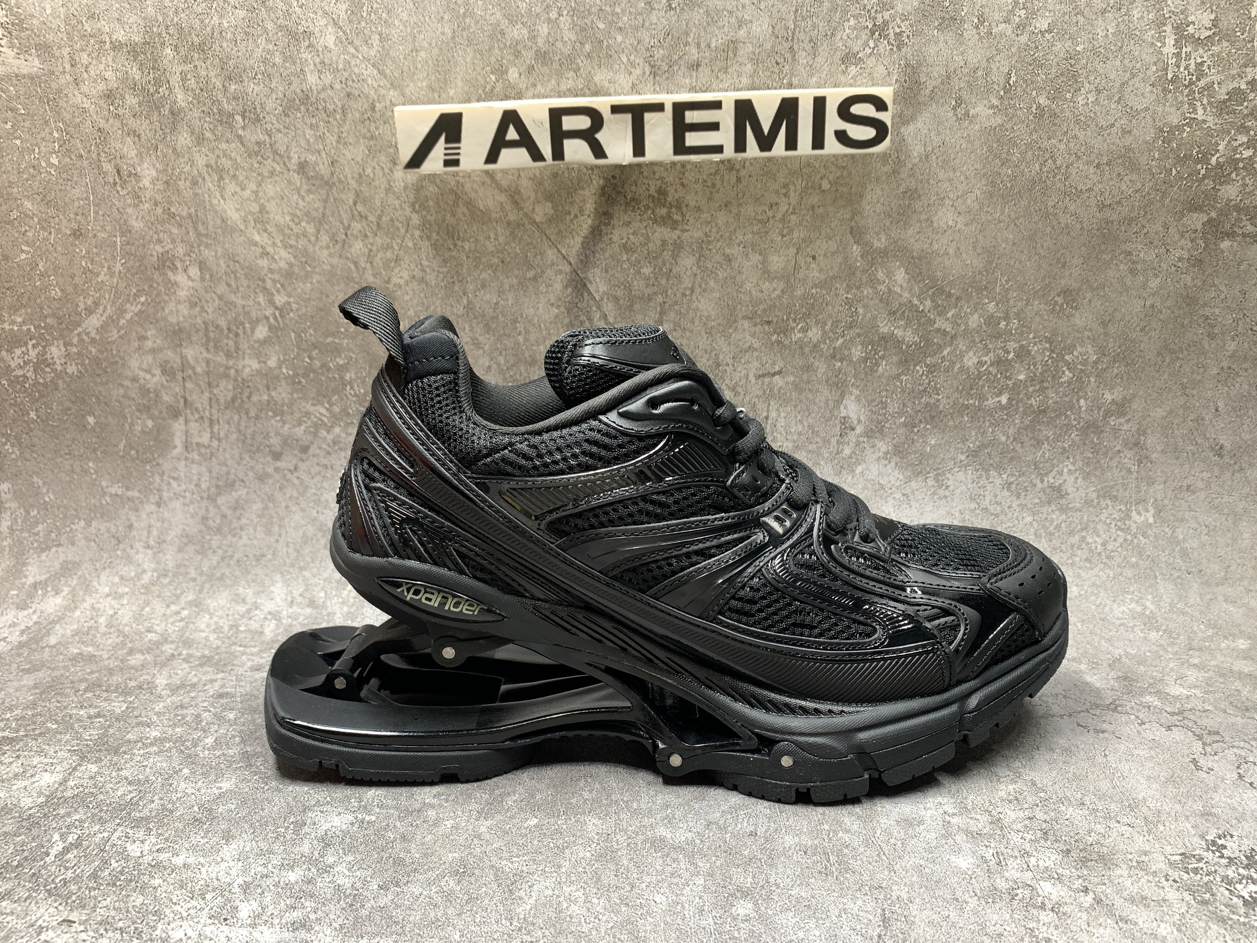 Balenciga X-Pander Black