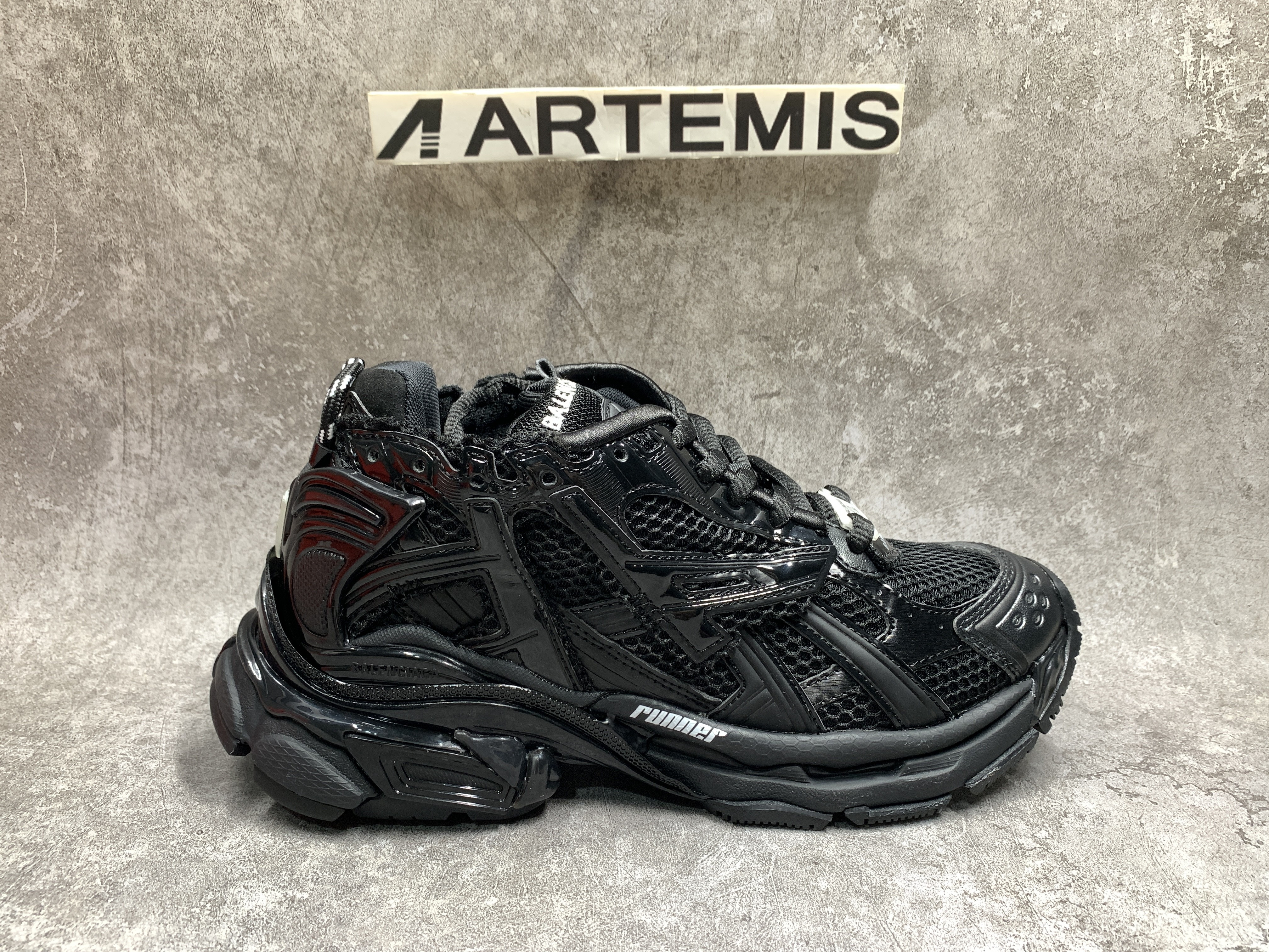 Balenciga Runner Black