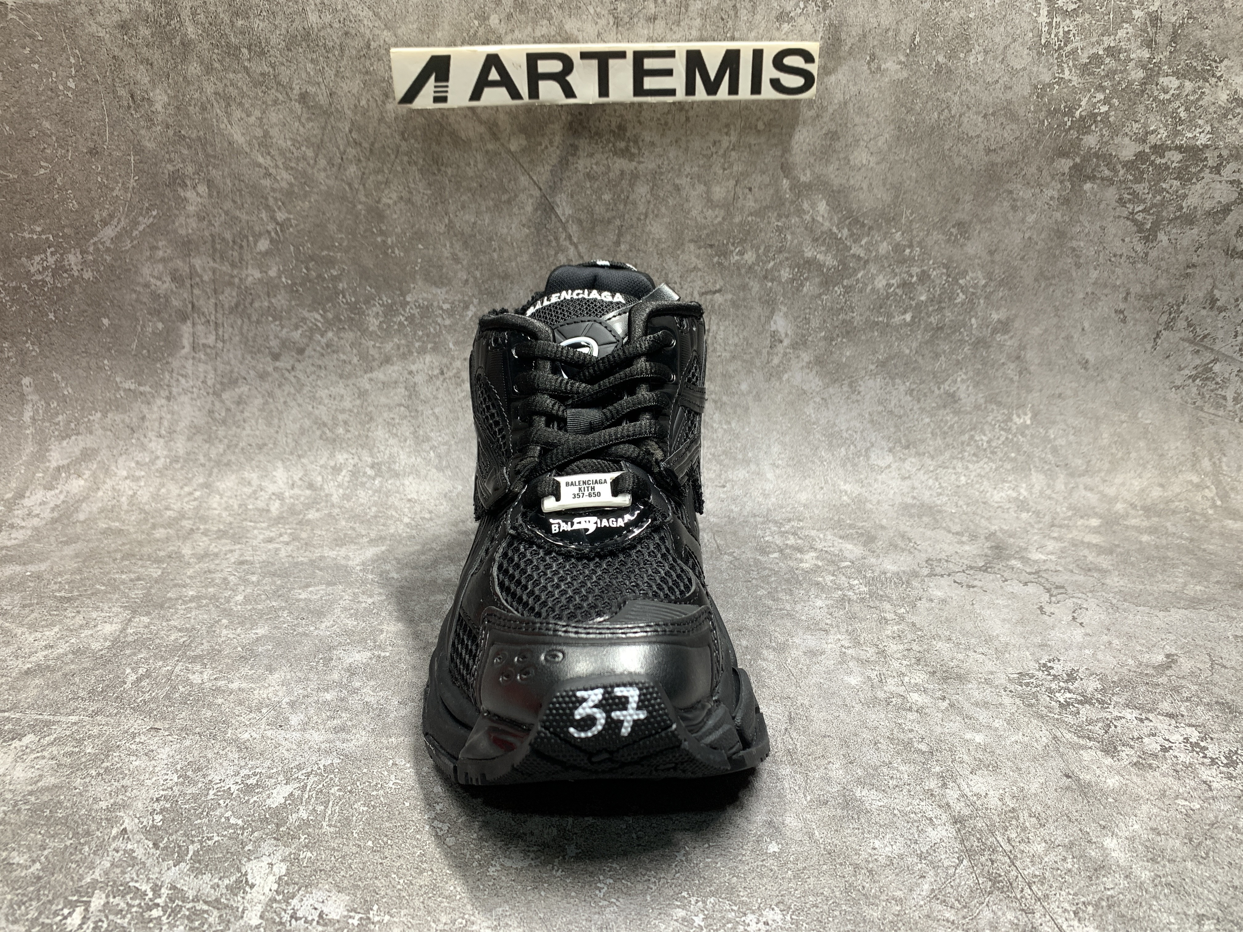 Balenciga Runner Black