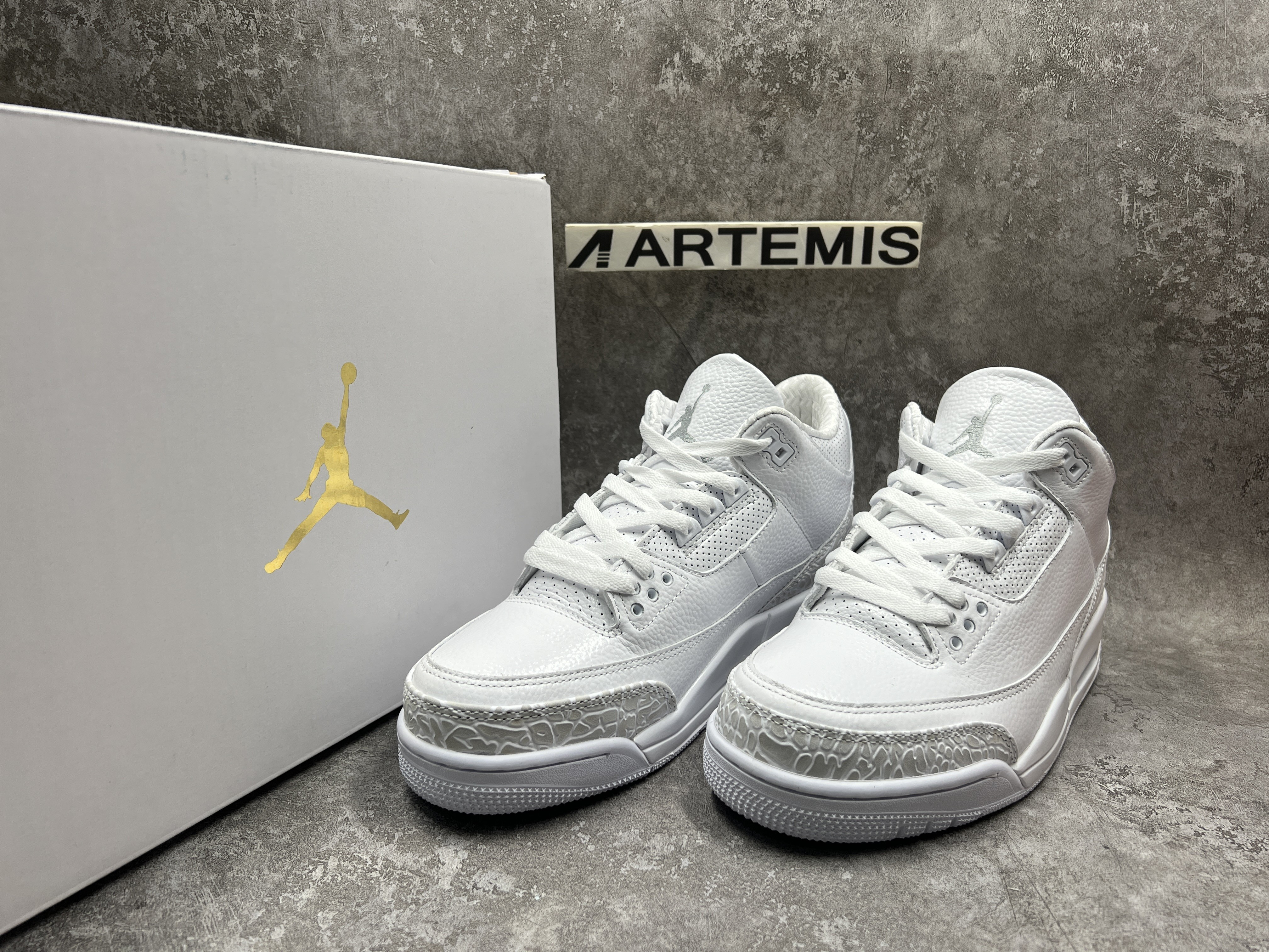 Air Jordan 3 Retro Pure White