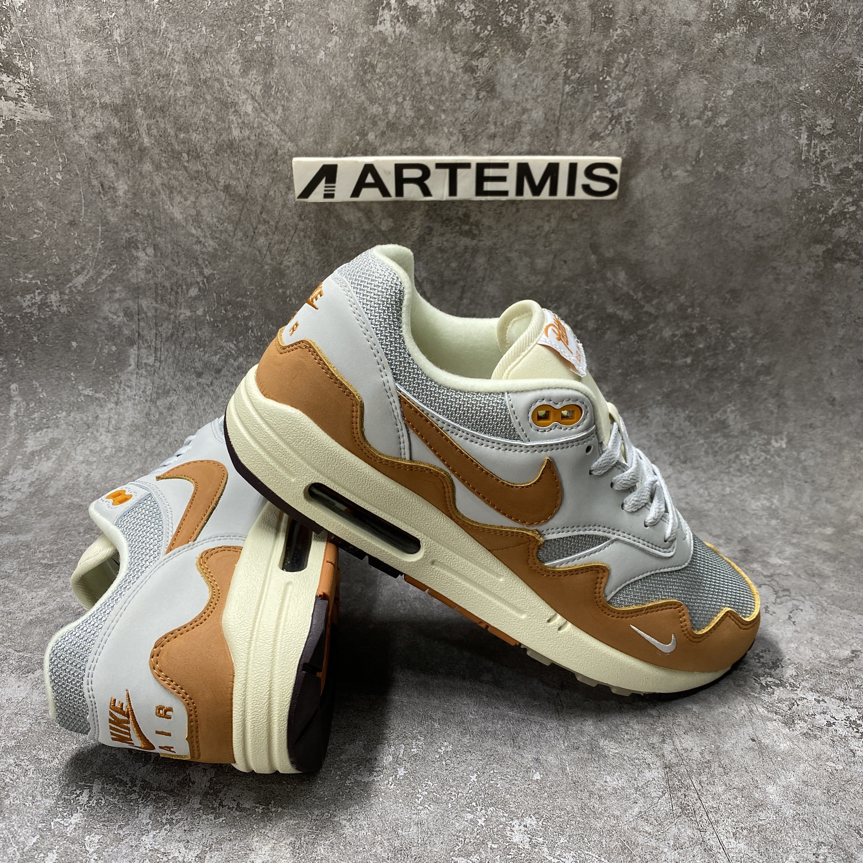 Nike Air Max 1 Patta Waves Monarch