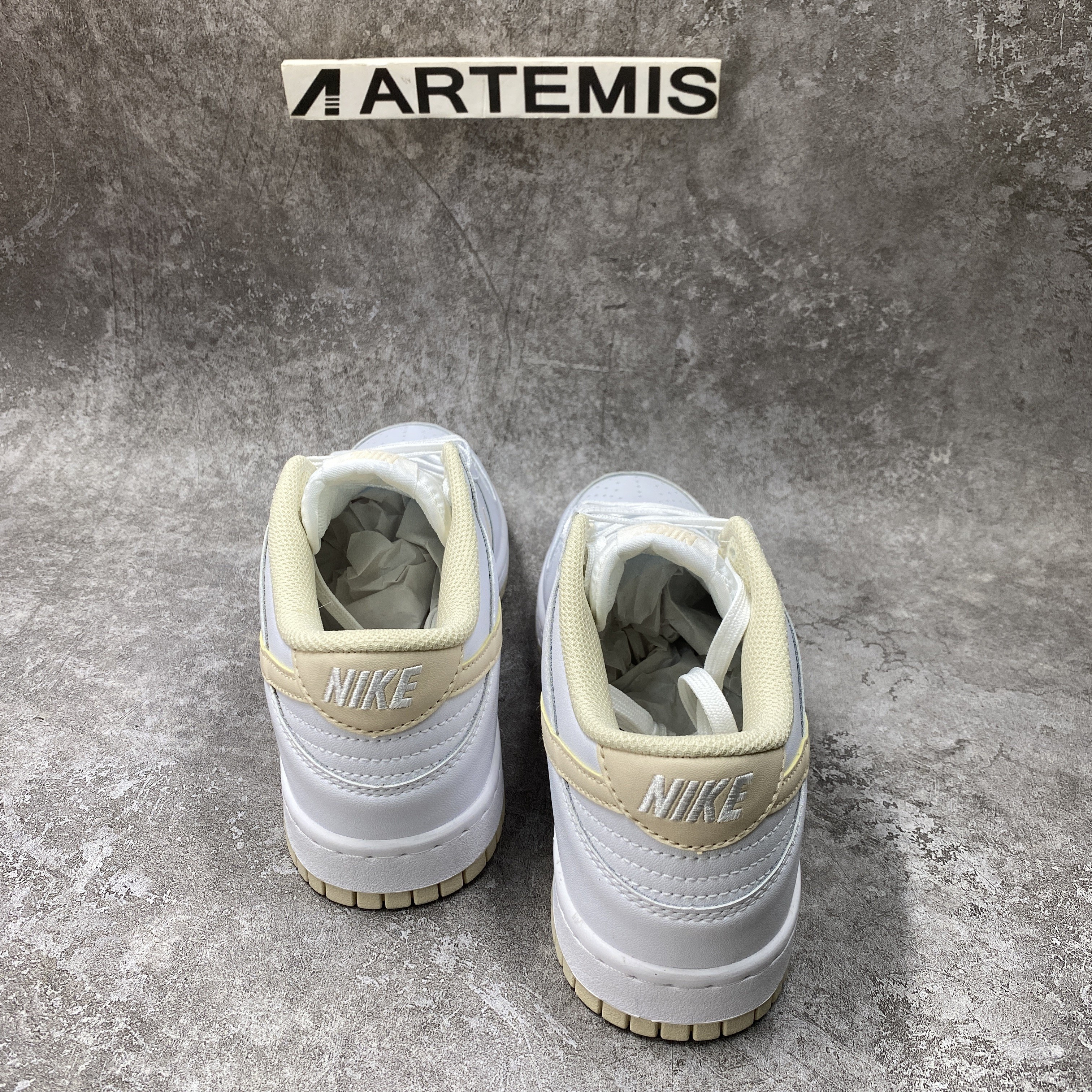 Nike Dunk Low Pearl White