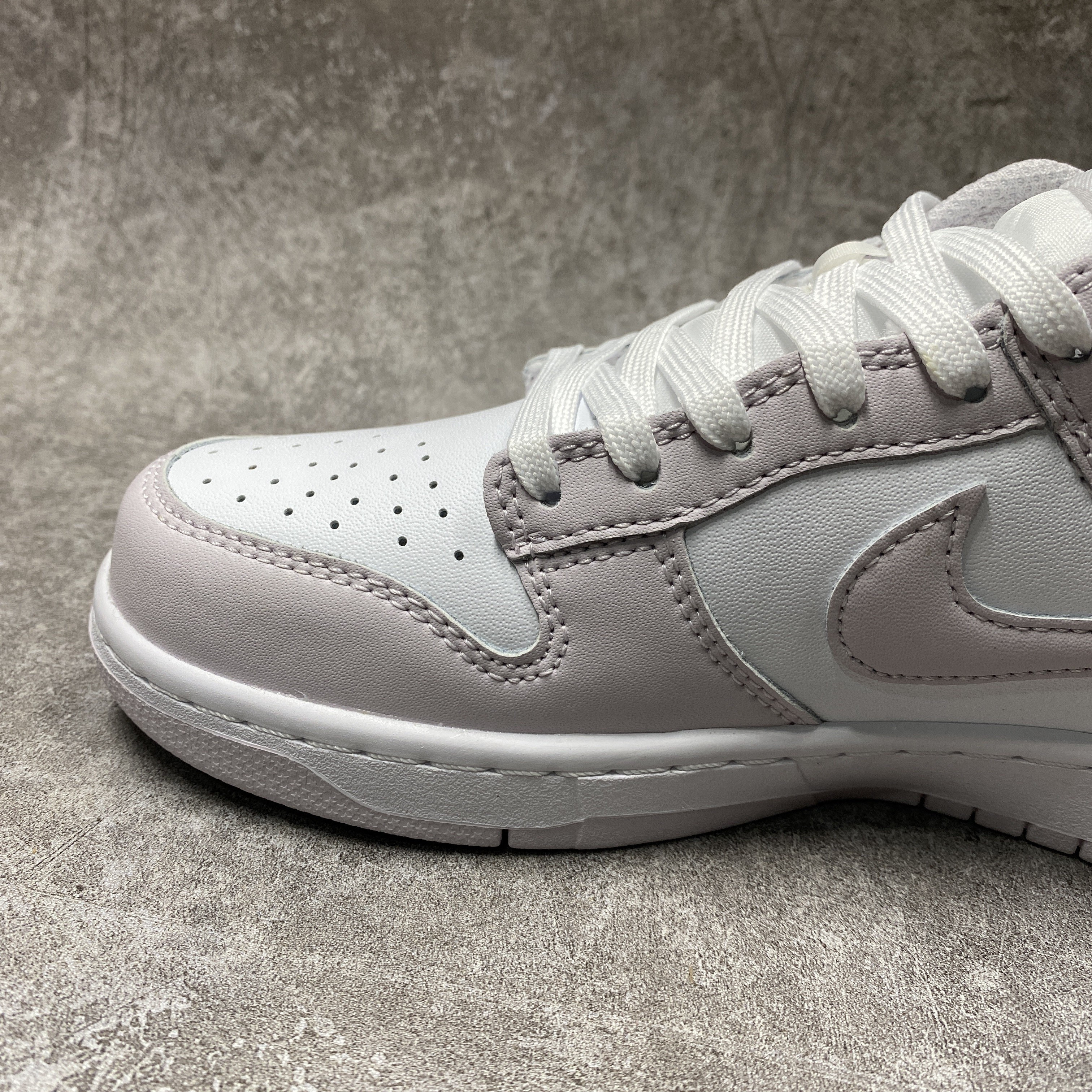 Nike Dunk Low Light Violet