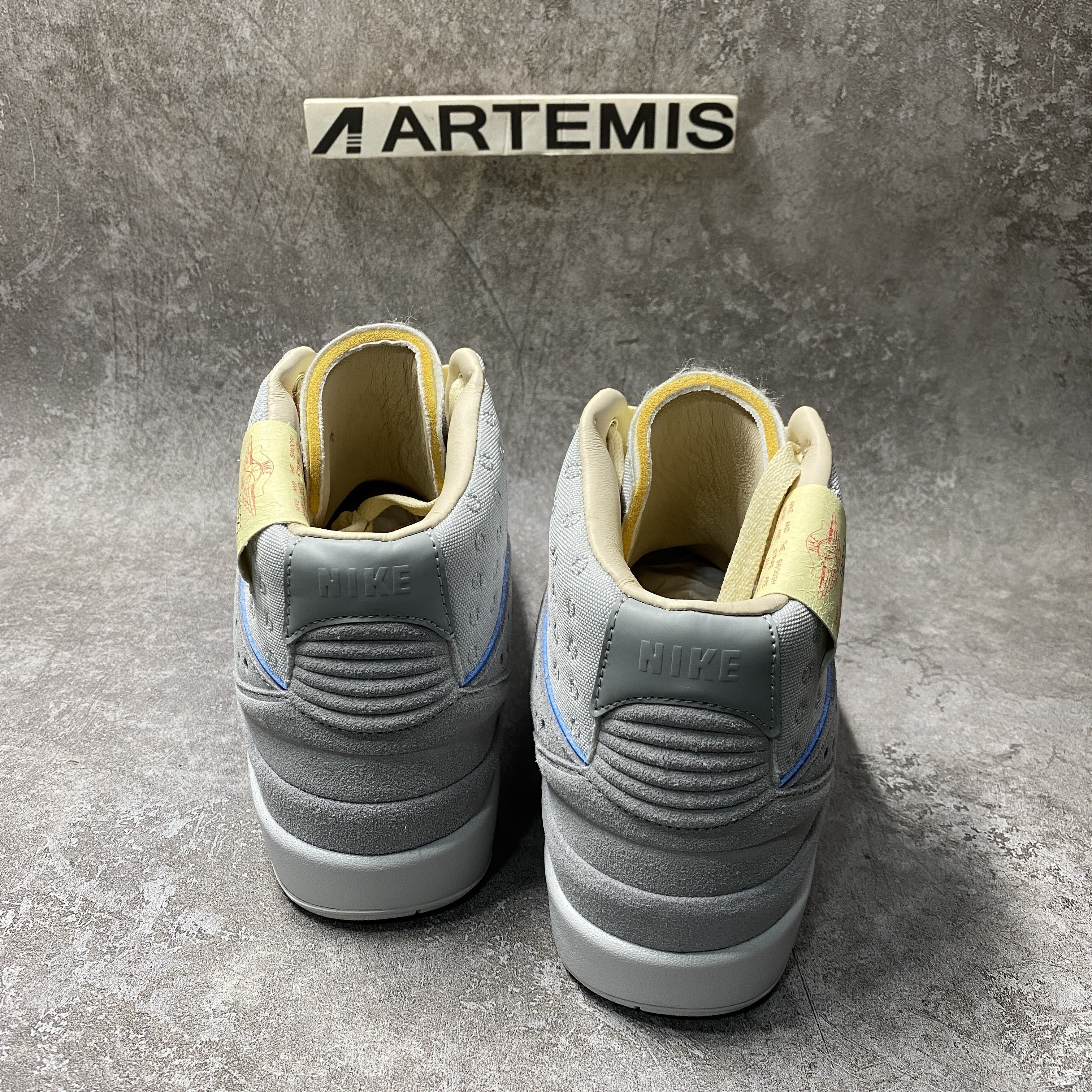 Air Jordan 2 Retro Union Grey Fog