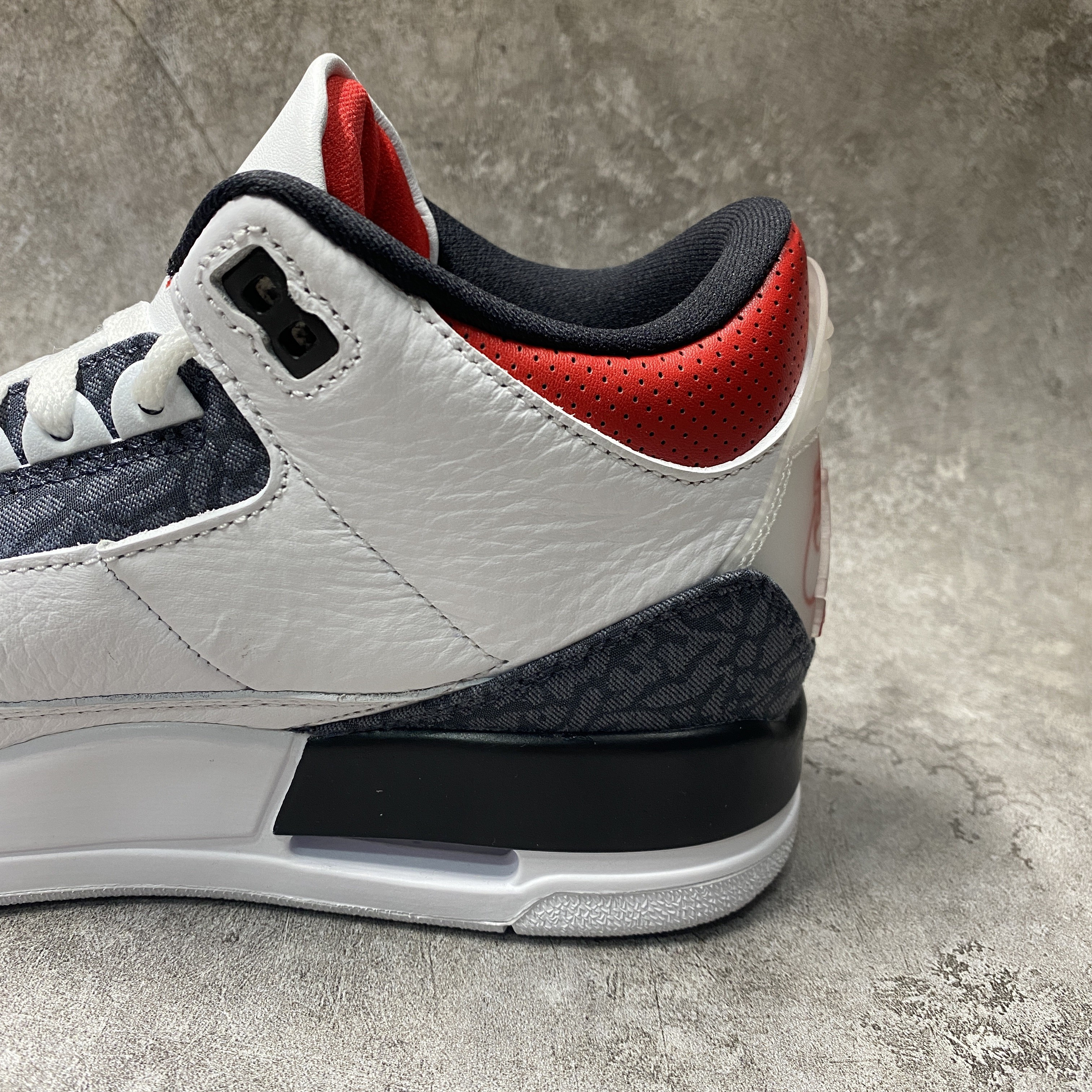 Air Jordan 3 Retro SE-T CO JP Fire Red Denim