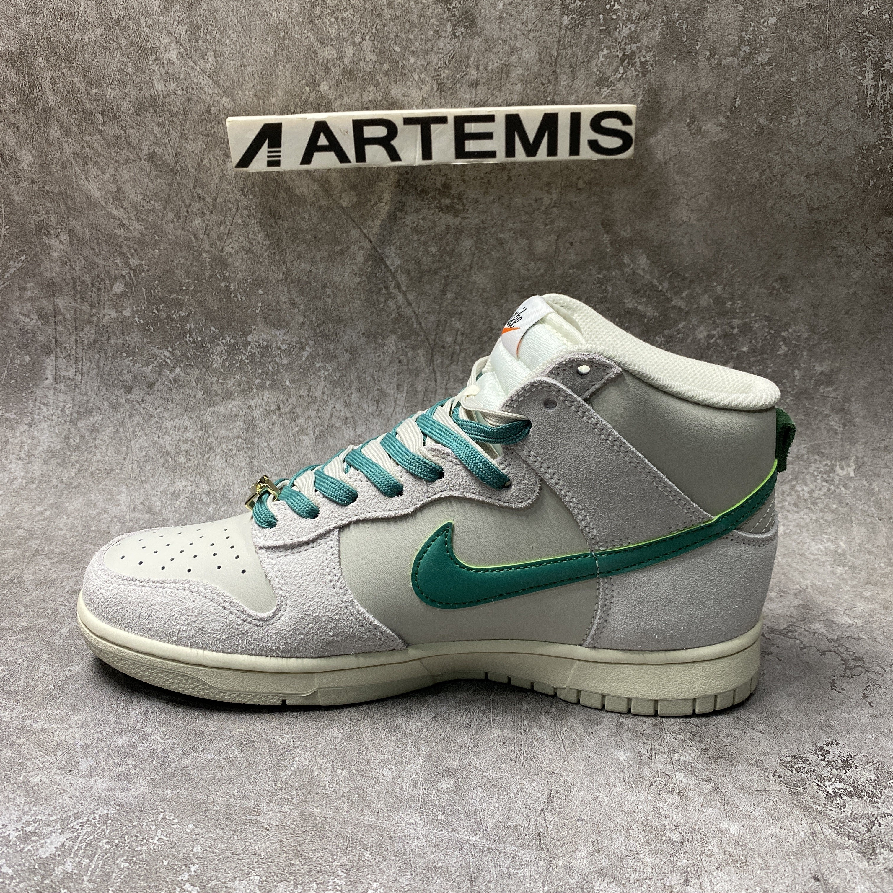 Nike Dunk High SE First Use Sail