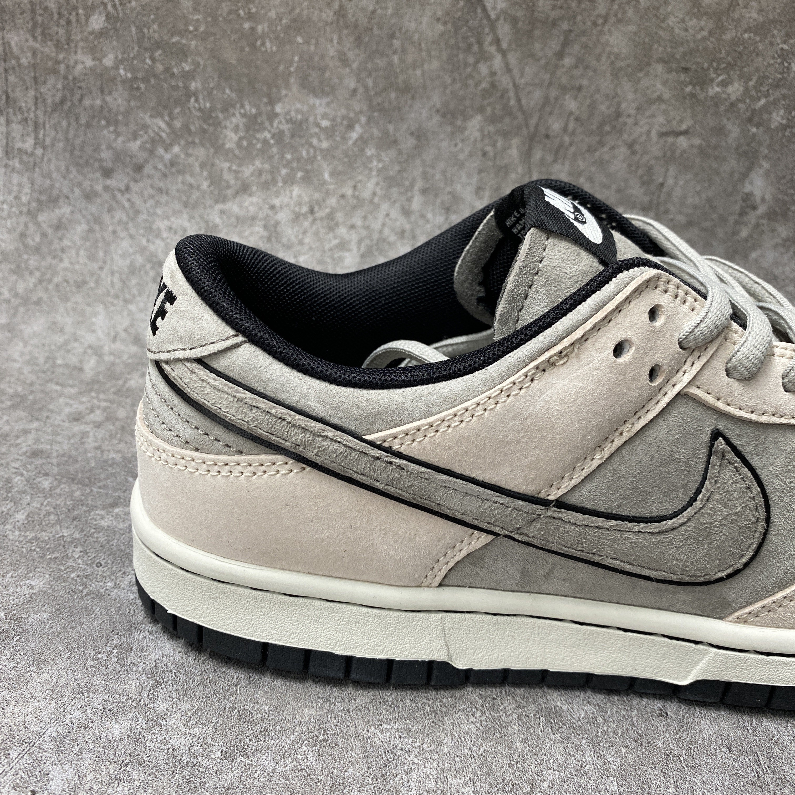 Nike Dunk Low Katushiro Tomo Ombres Volantes
