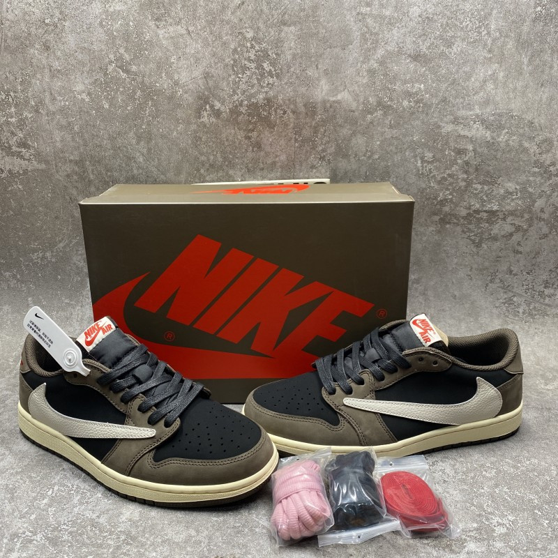 Air Jordan 1 Retro Low OG SP Travis Scott