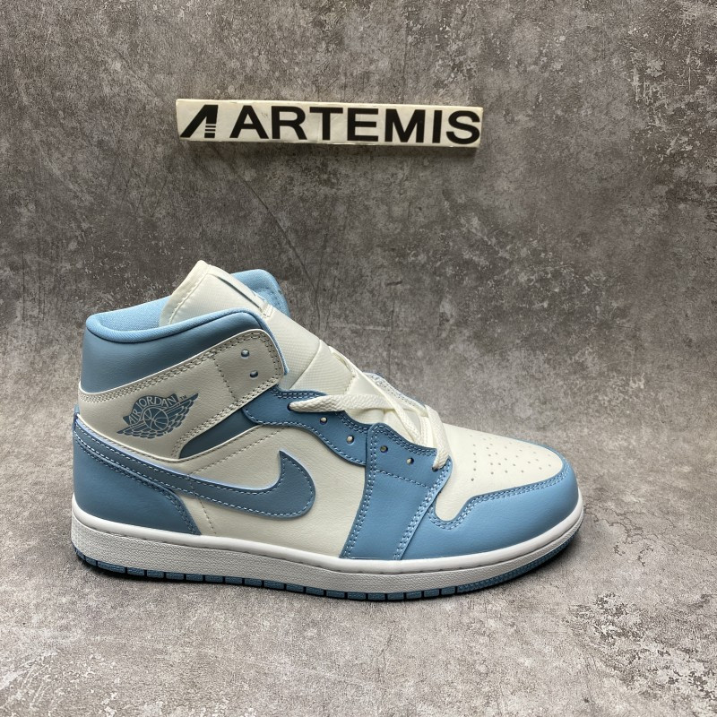 Air Jordan 1 Mid UNC (2022)