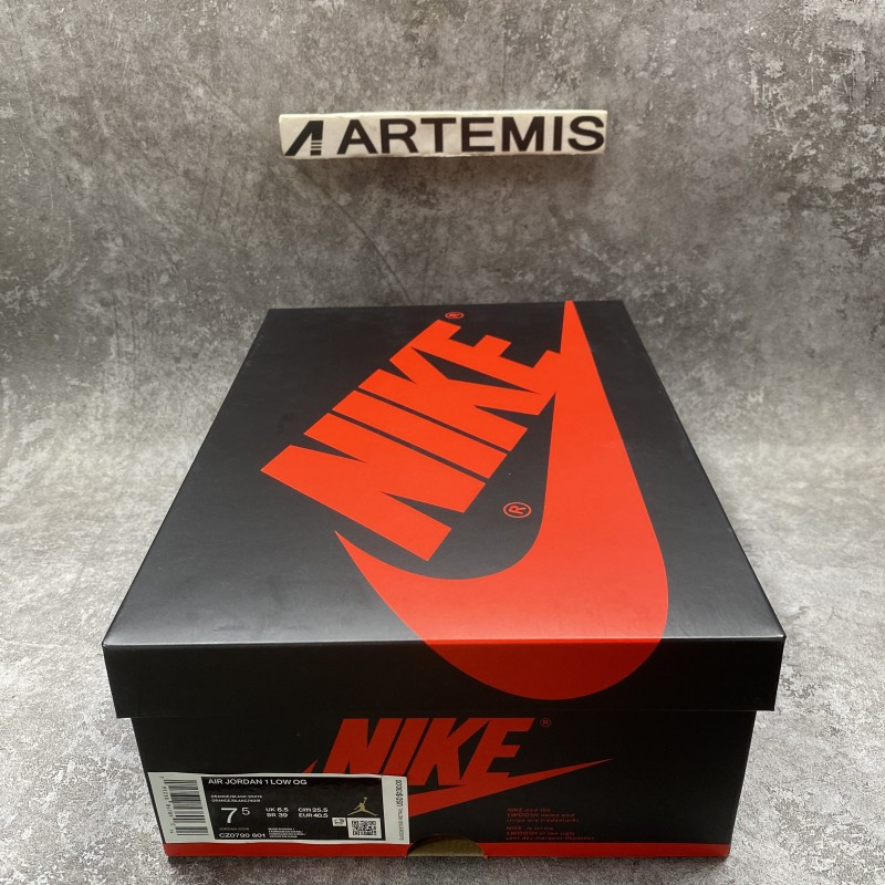 Air Jordan 1 Low OG Starfish
